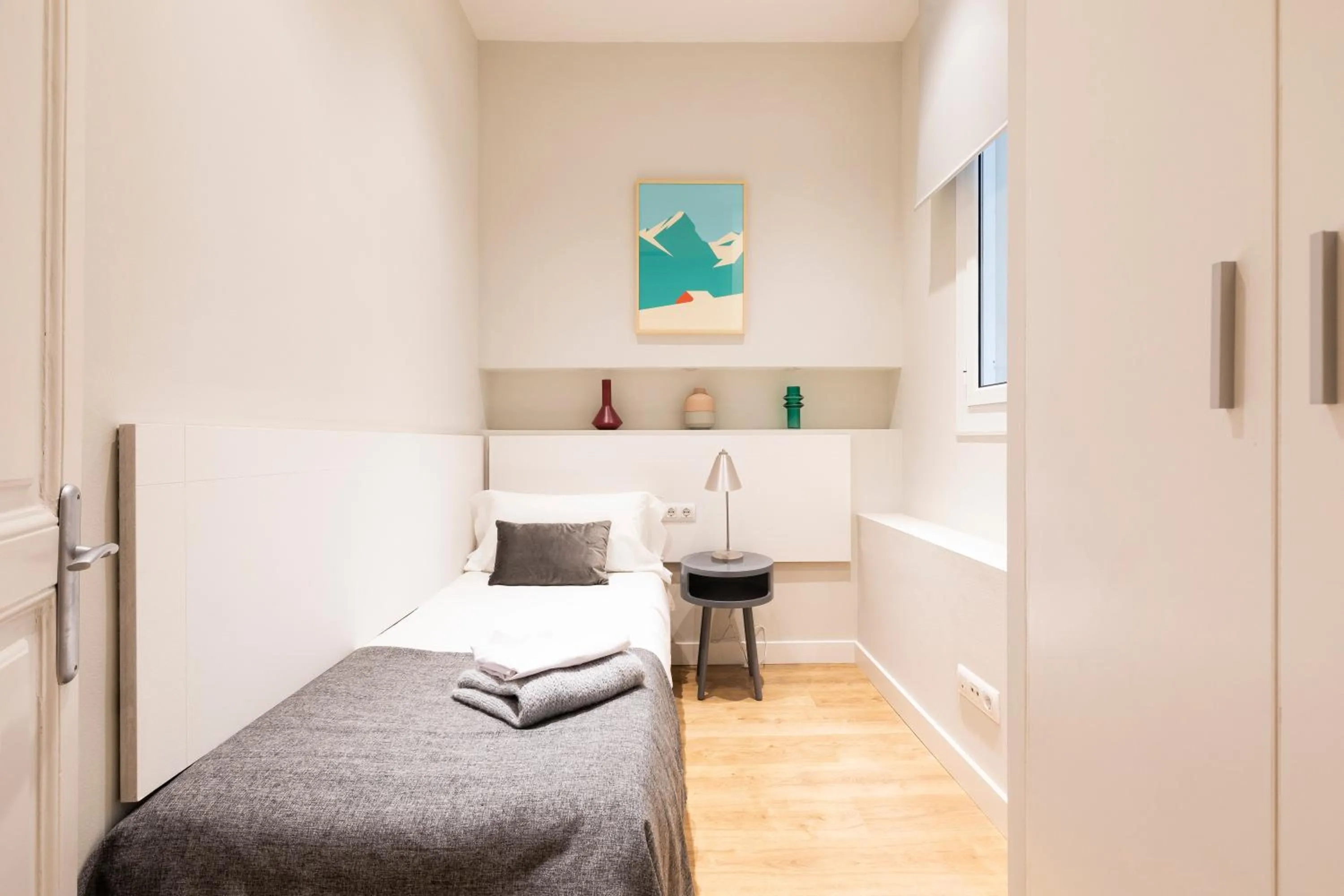 Bed in Aspasios Urquinaona Apartments