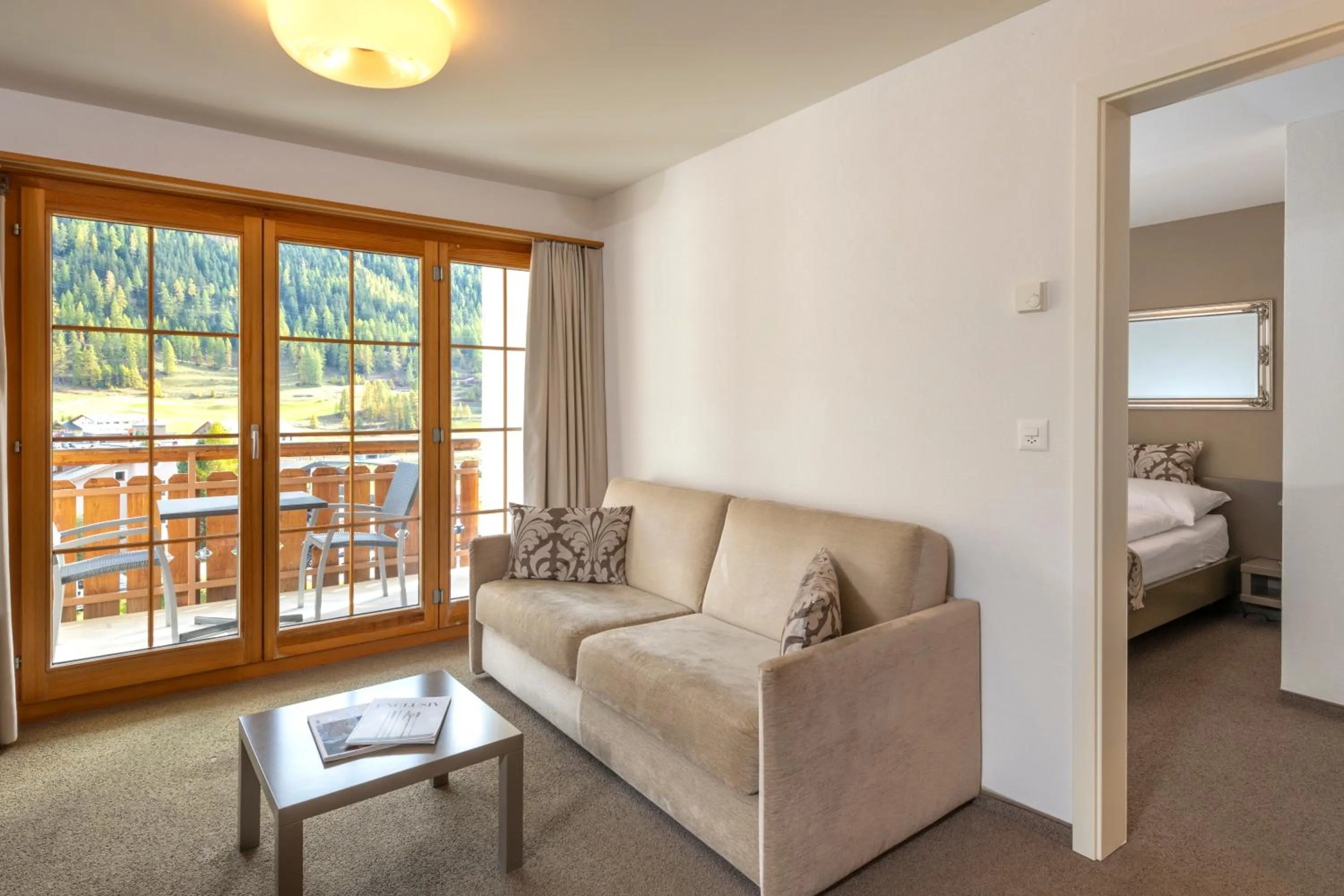 View (from property/room), Bed in Hotel Allegra