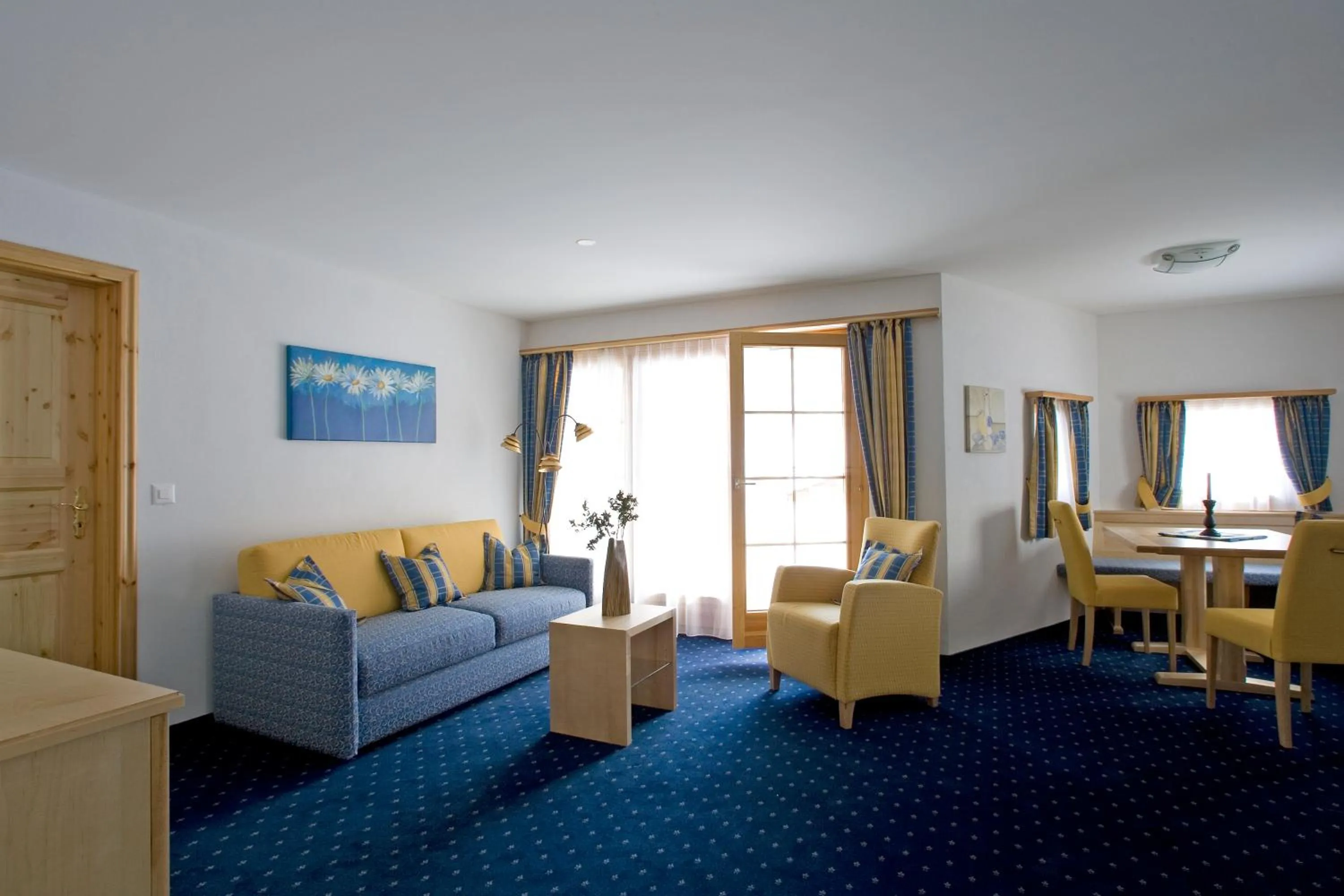 Photo of the whole room in Hotel Allegra