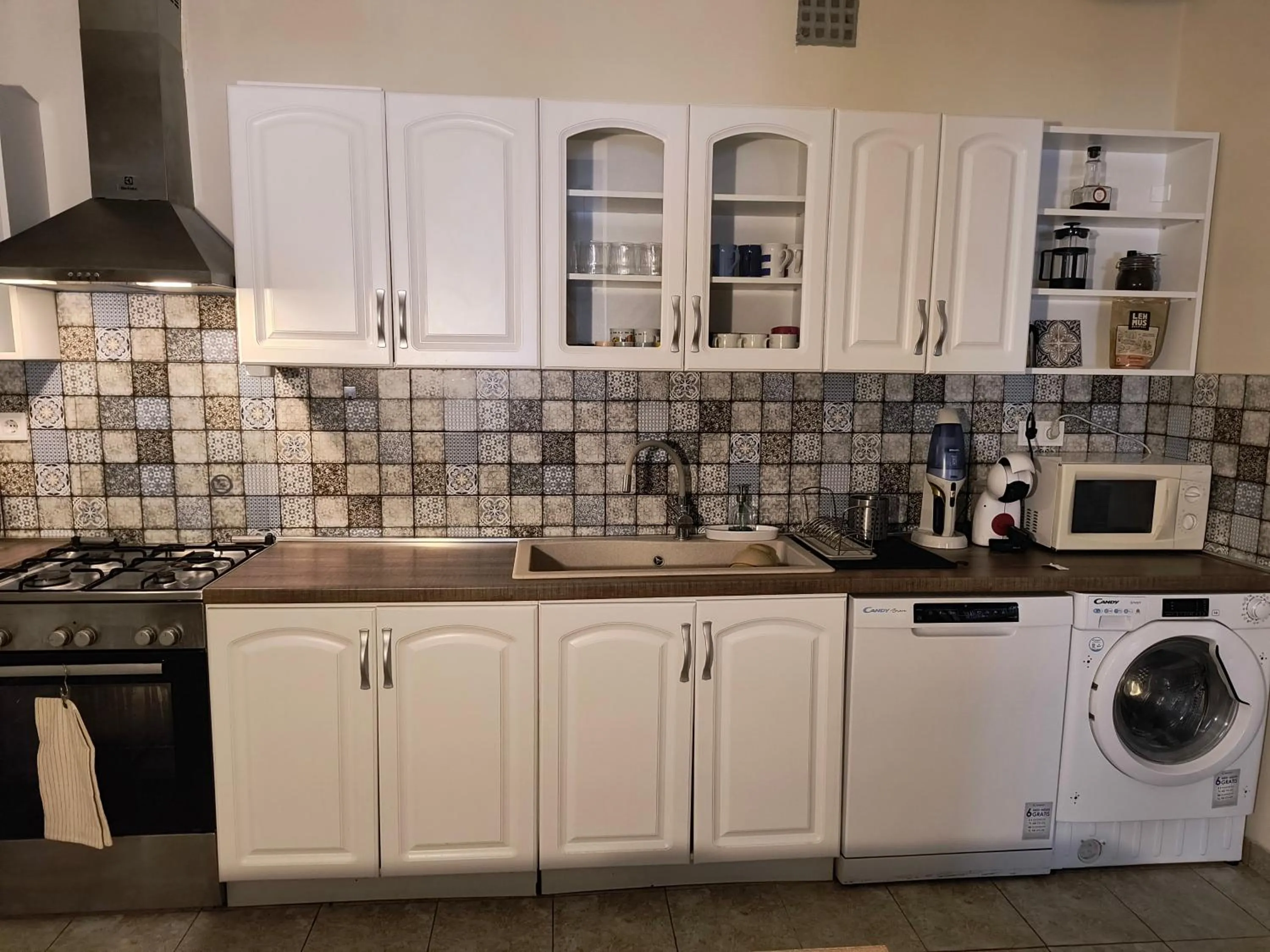 kitchen in Vince apartman