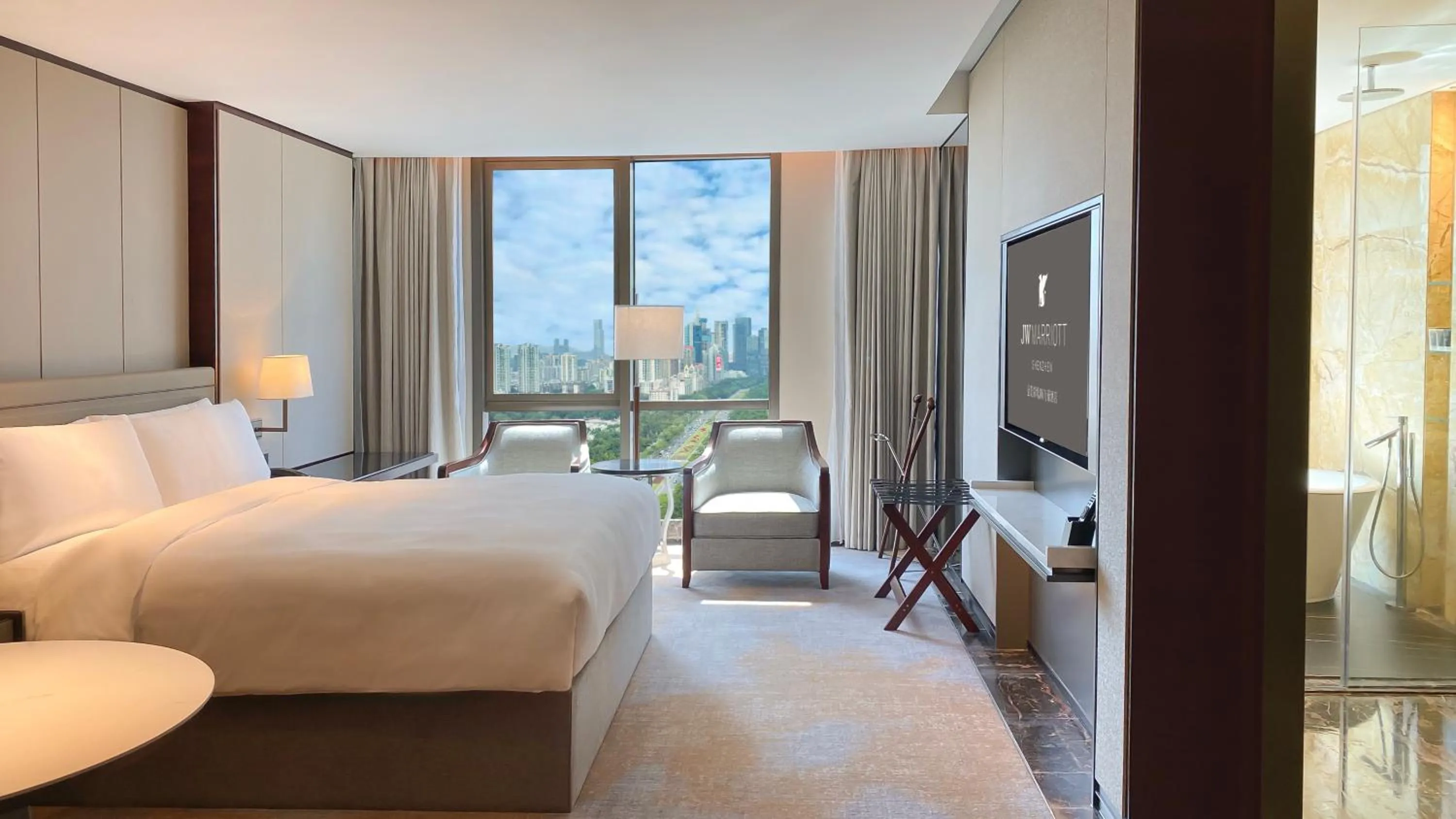 Bed in JW Marriott Hotel Shenzhen