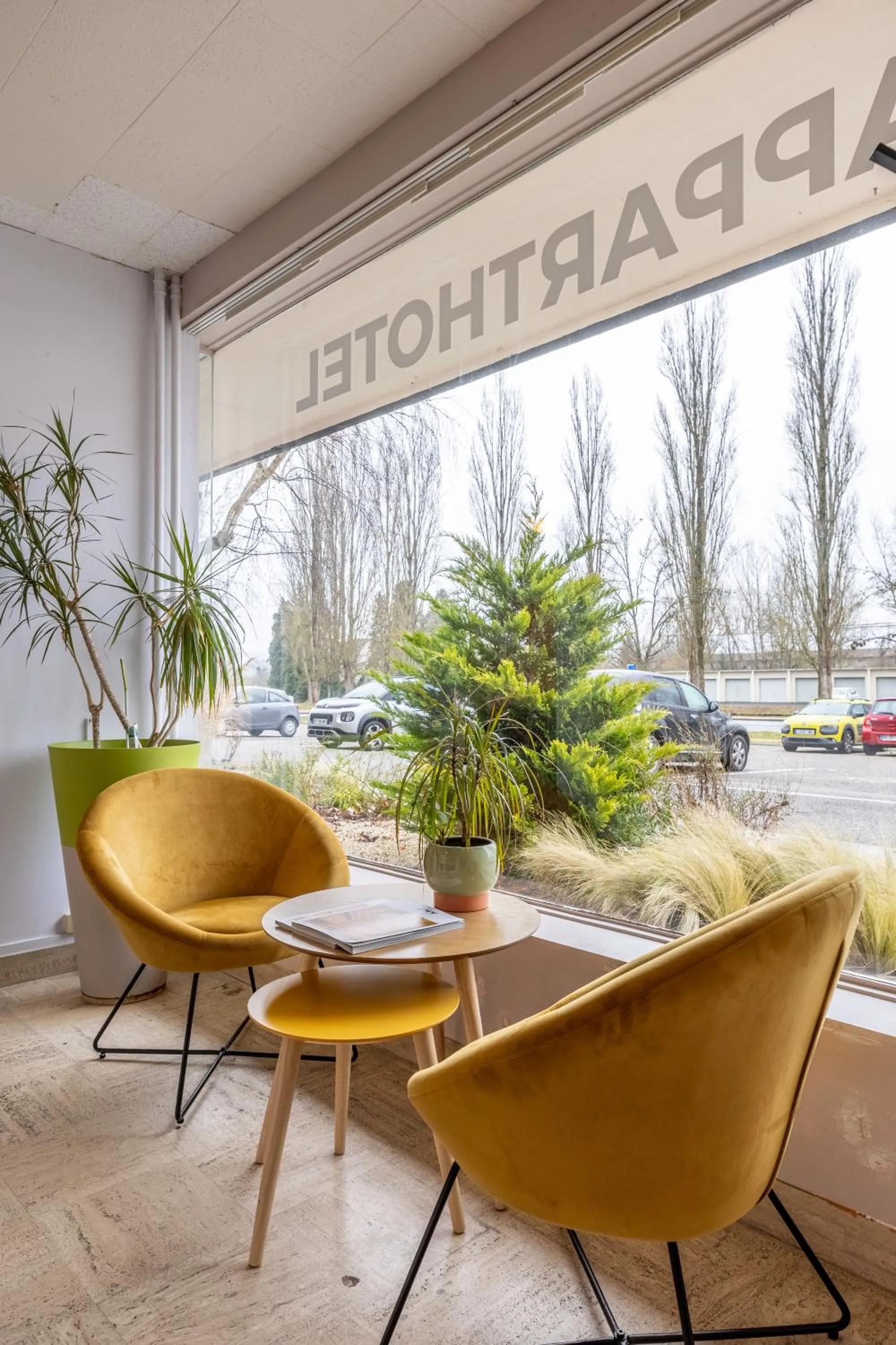Lobby or reception in Brit Hotel Le Parc Vichy