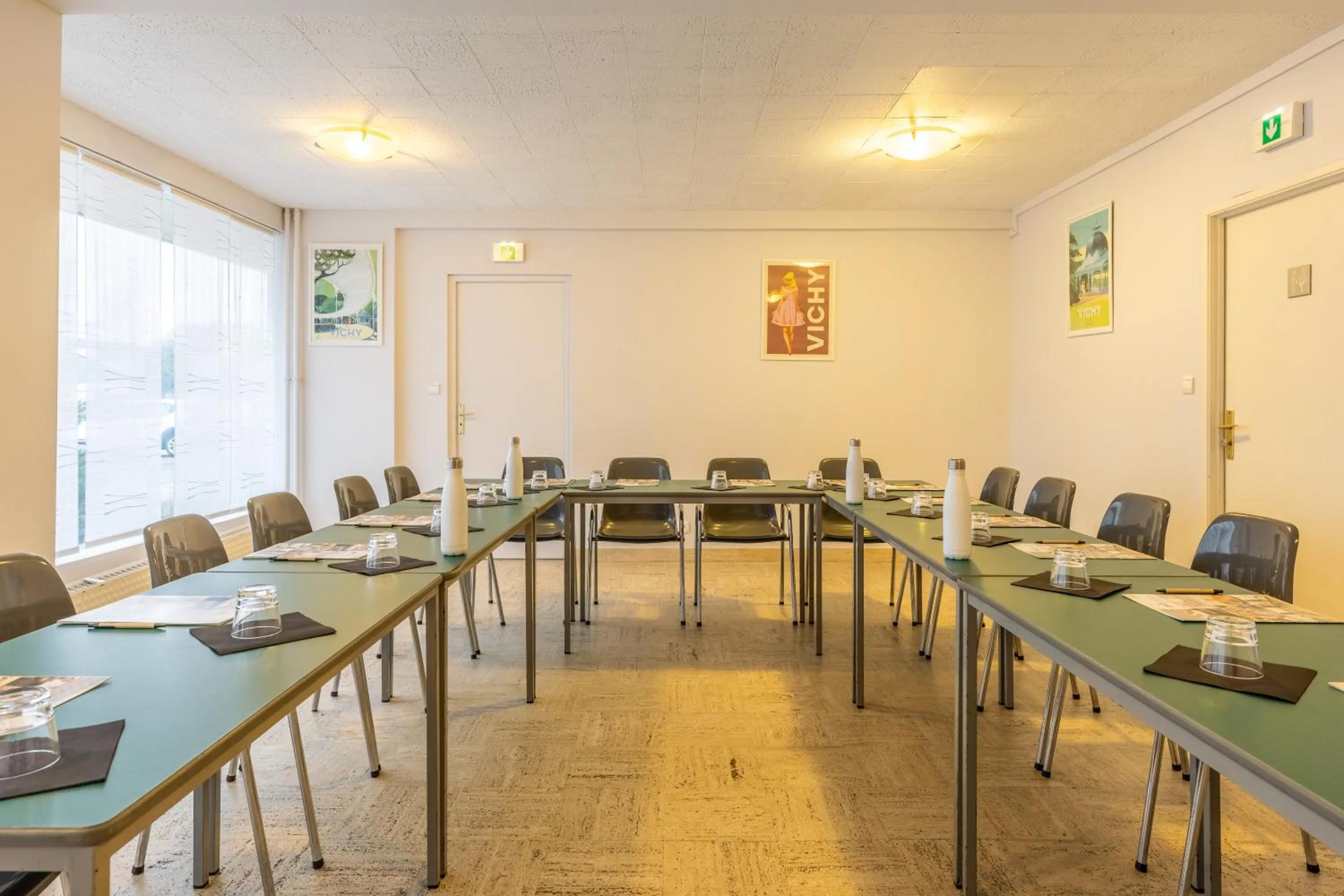 Meeting/conference room in Brit Hotel Le Parc Vichy