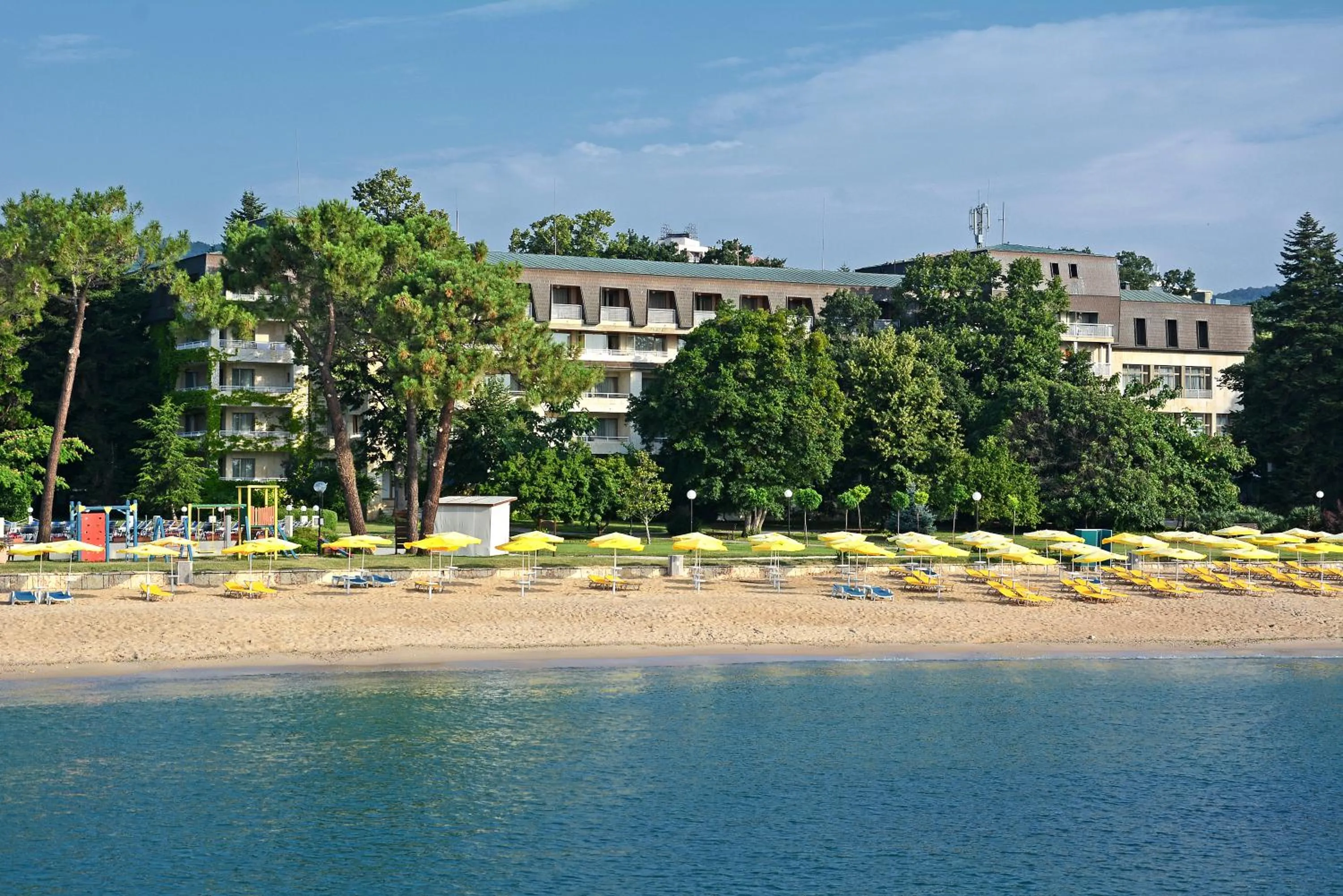 Facade/entrance in HVD Lotos Hotel