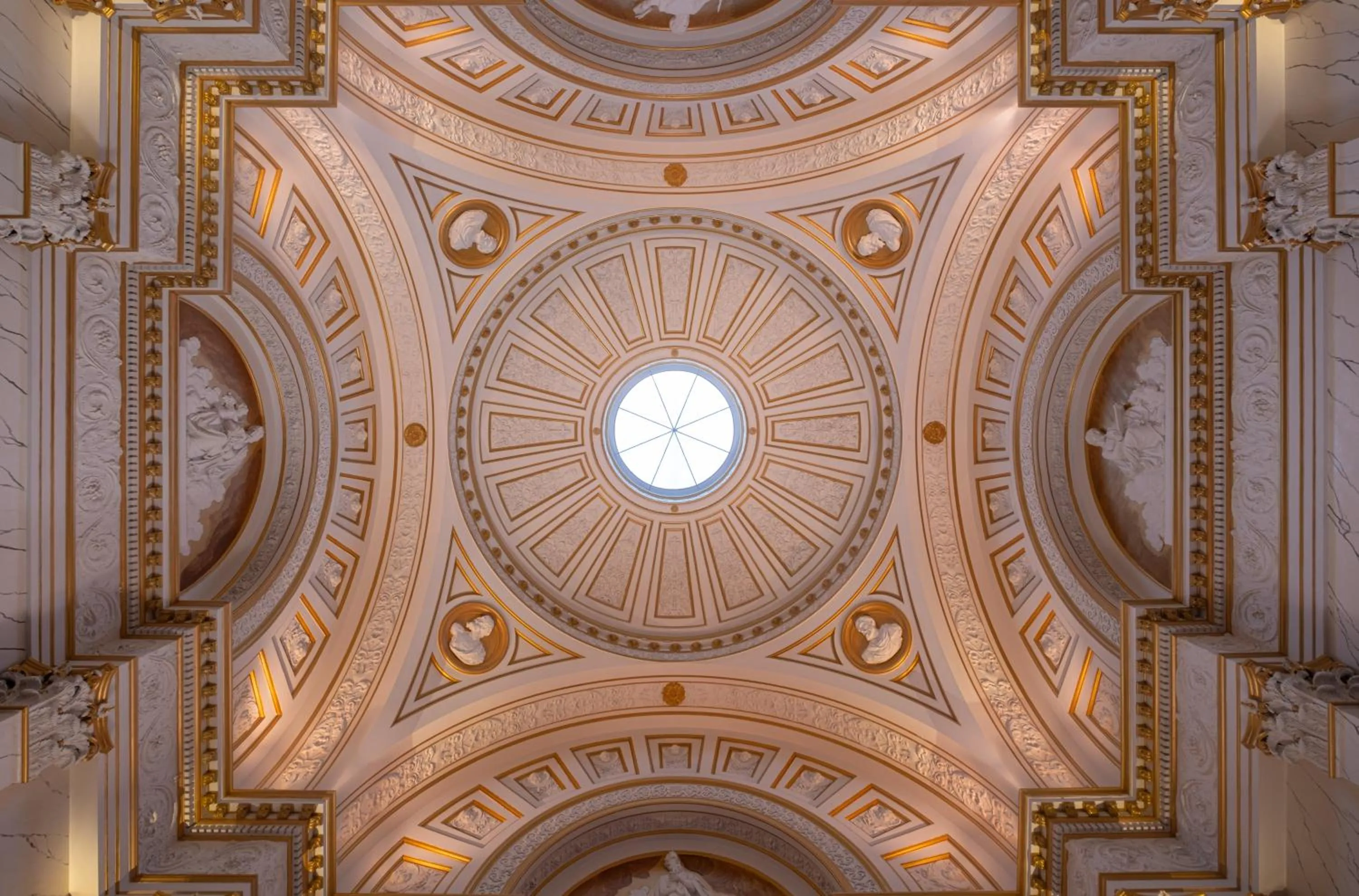 Place of worship in Chateau De Rochecotte