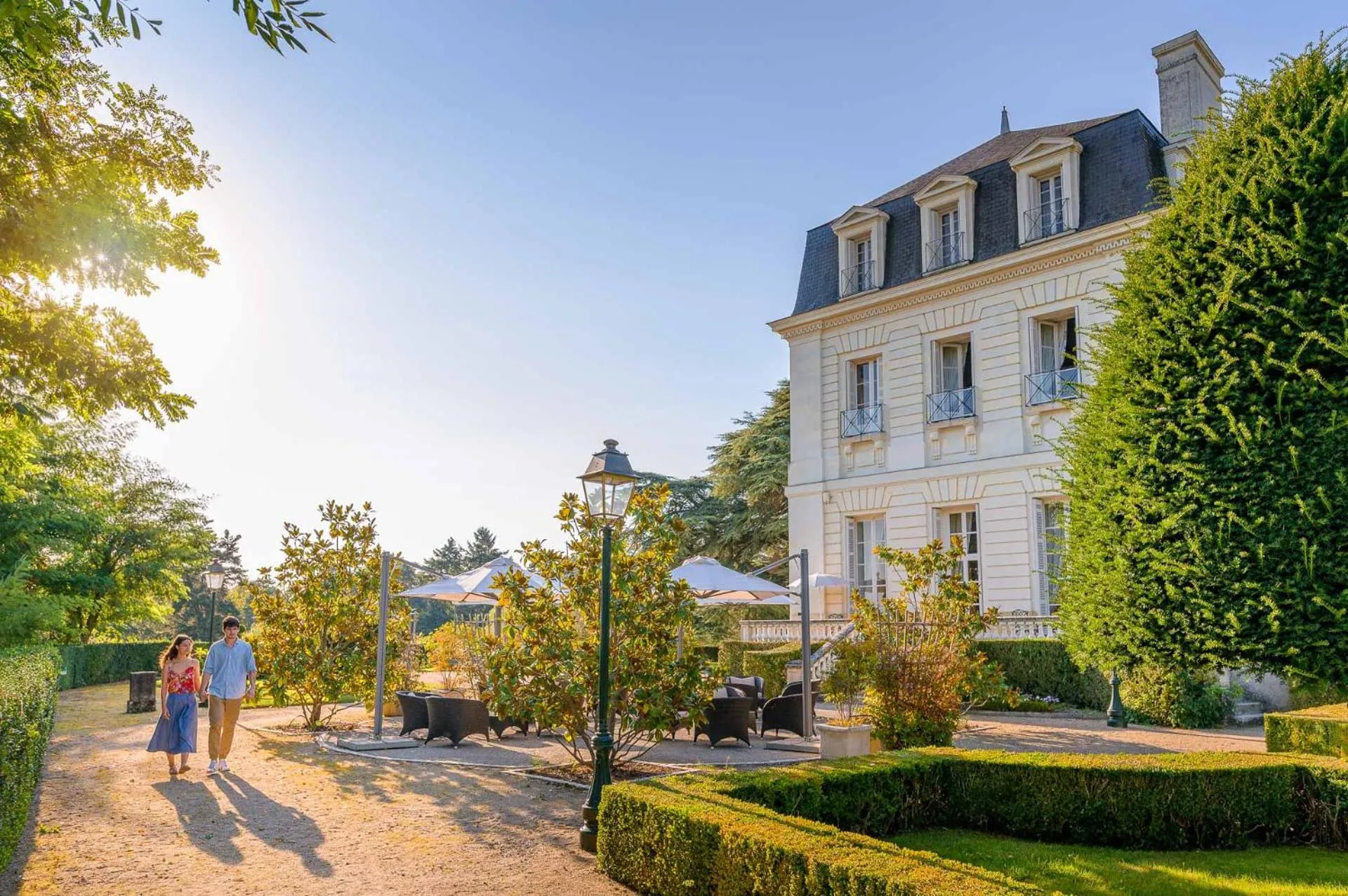 Property building in Chateau De Rochecotte