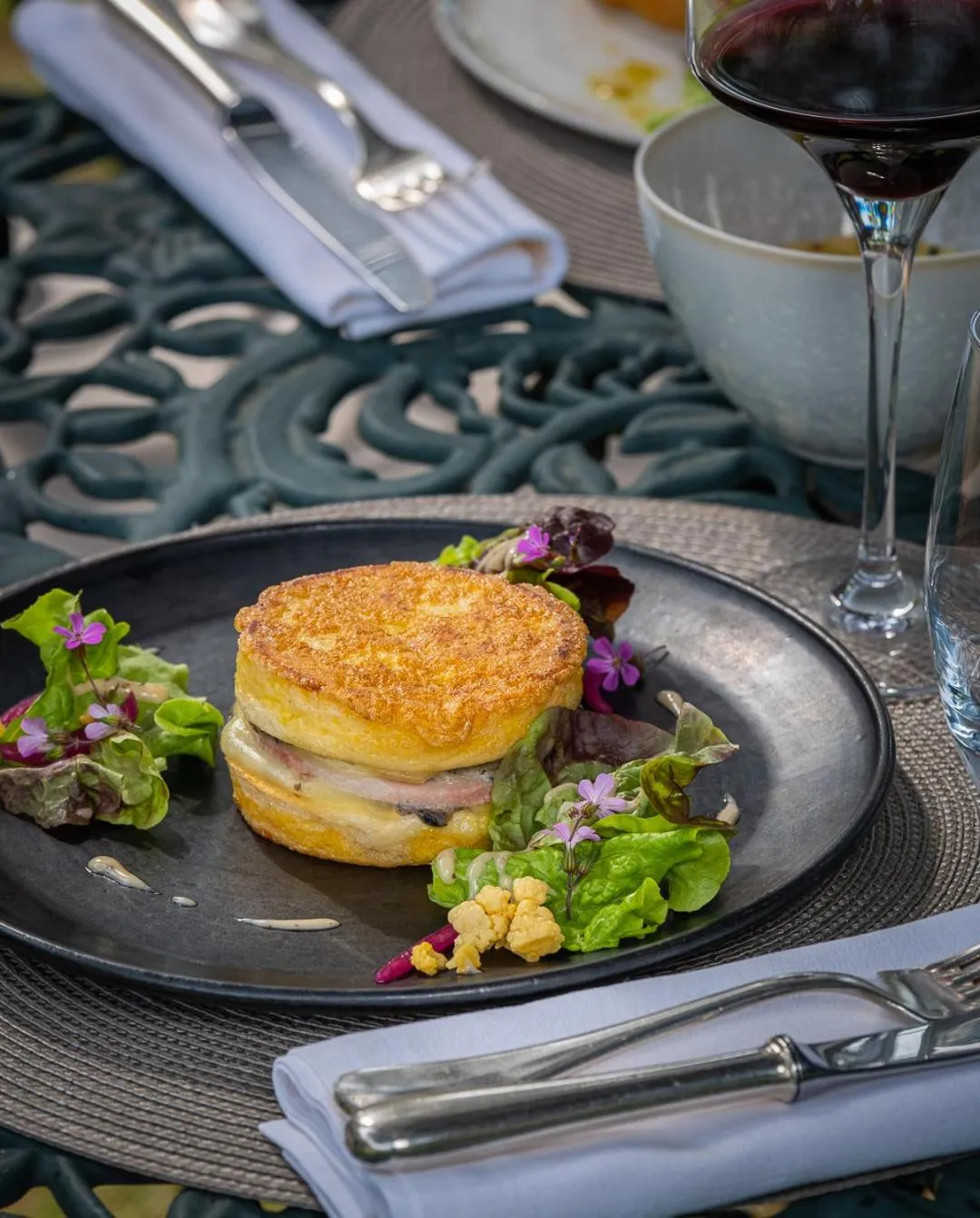 Food and drinks in Chateau De Rochecotte