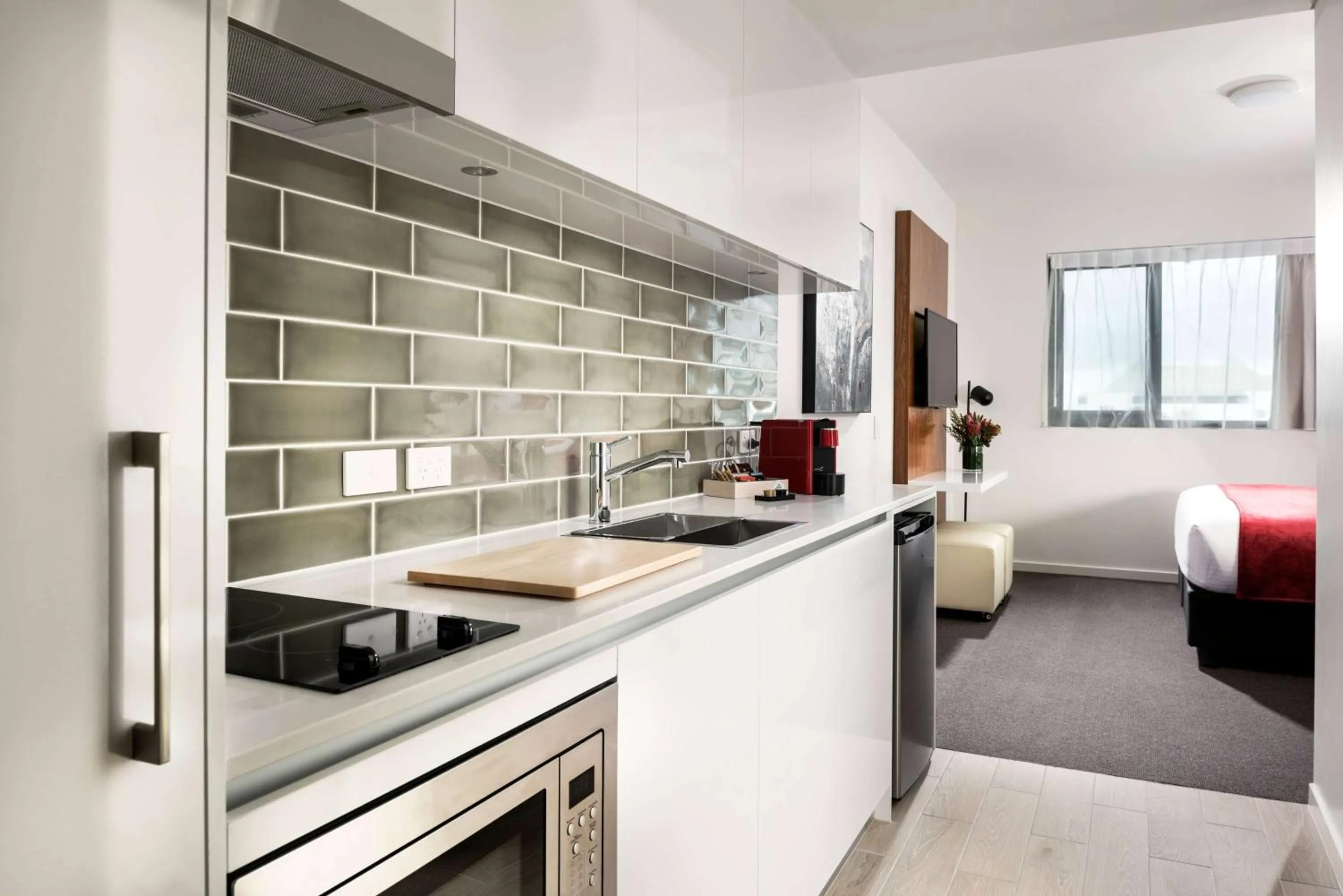 Photo of the whole room in Ramada by Wyndham VetroBlu Scarborough Beach