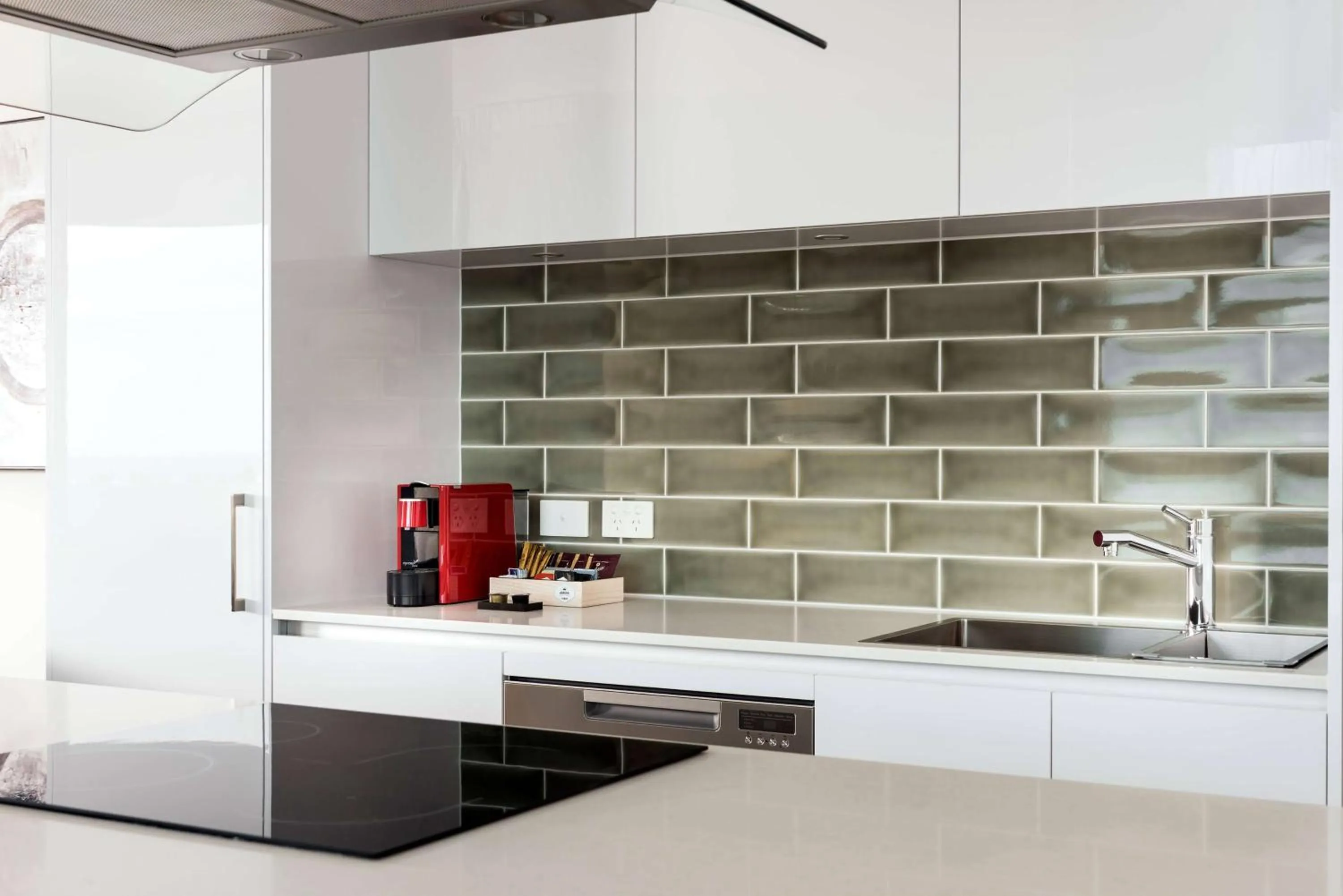 Photo of the whole room in Ramada by Wyndham VetroBlu Scarborough Beach