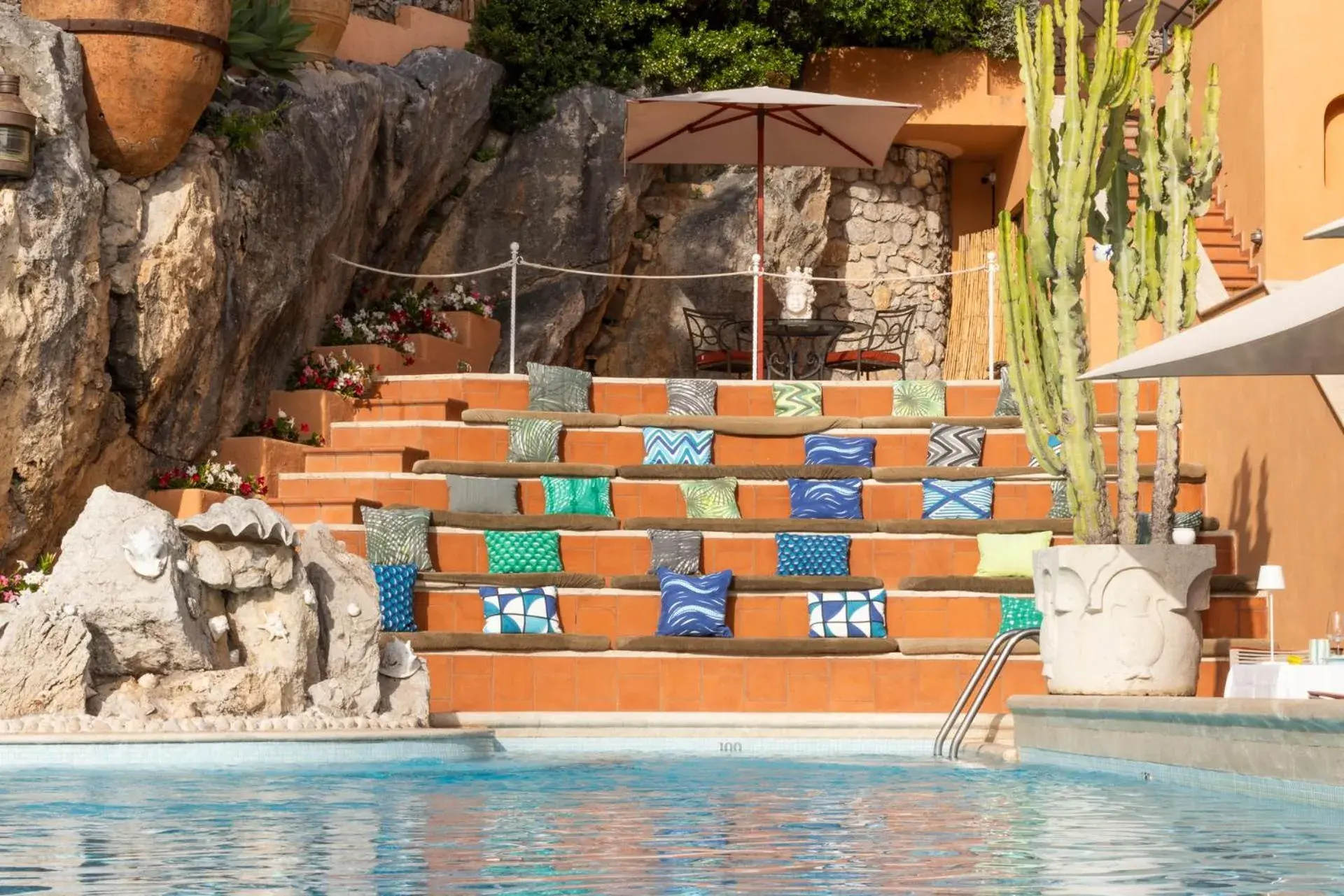 Swimming pool in Hotel Punta Tragara Swimming pool in Hotel Punta Tragara