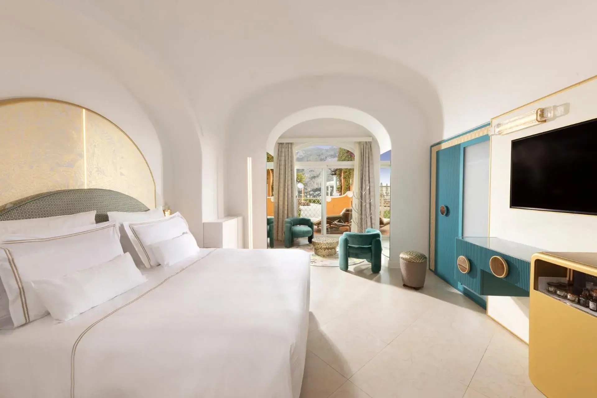 Bed in Hotel Punta Tragara Bed in Hotel Punta Tragara