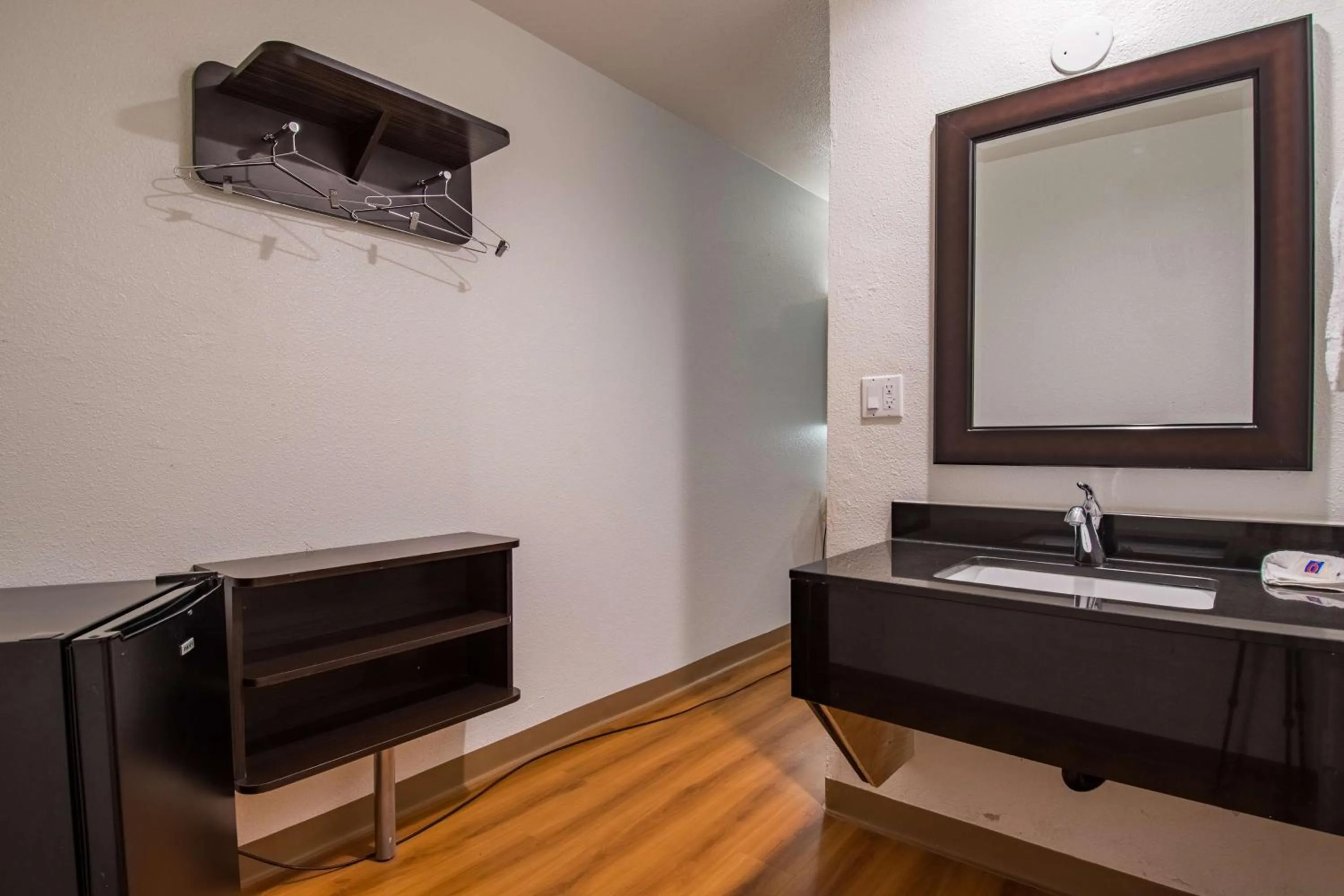 Bathroom in Motel 6-San Bernardino, CA - Downtown