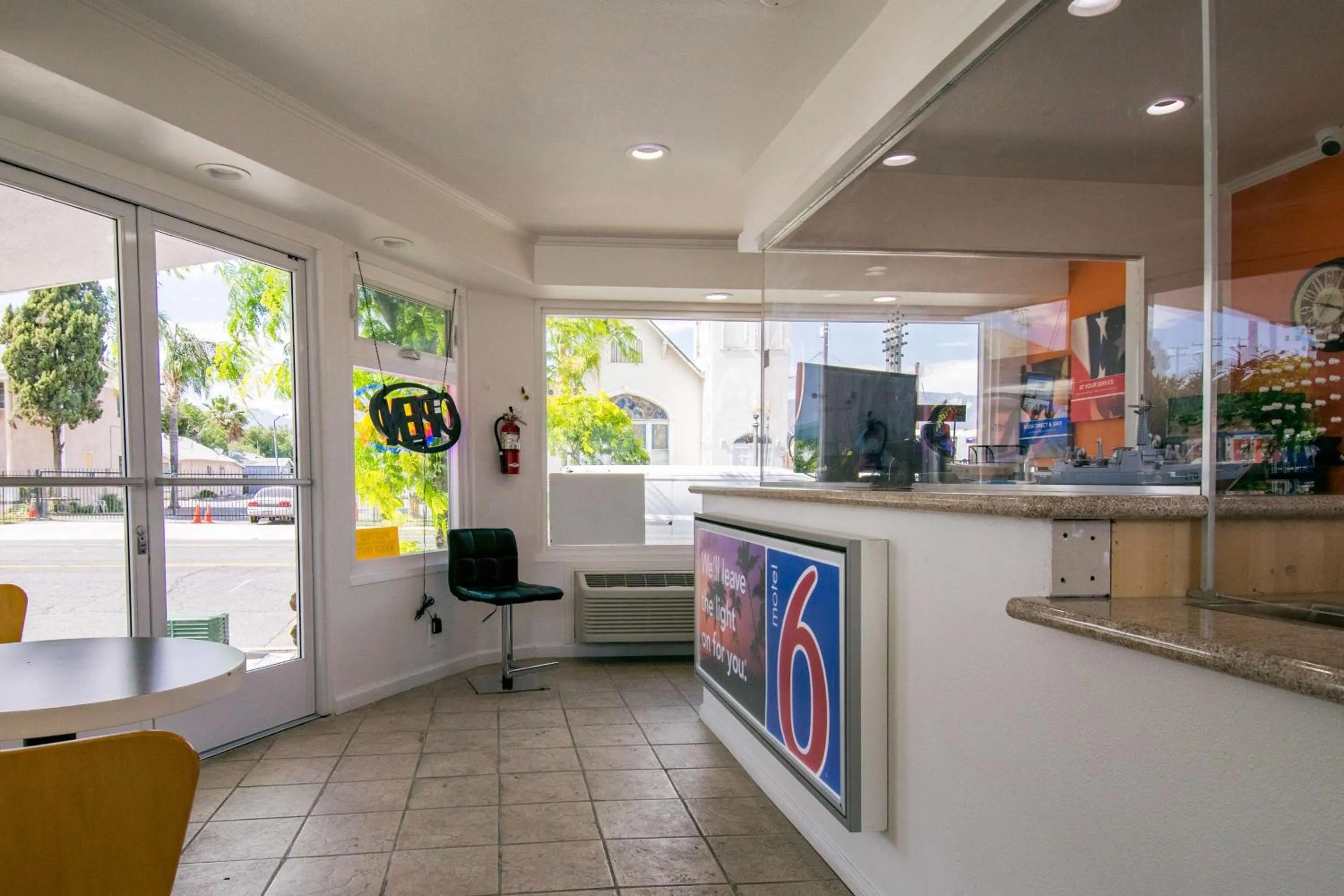 Lobby or reception in Motel 6-San Bernardino, CA - Downtown