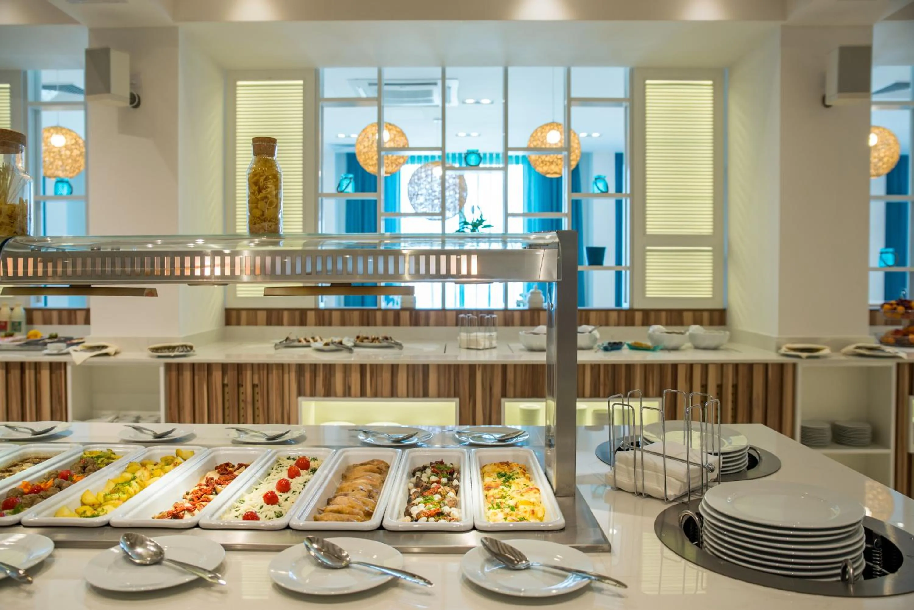 Restaurant/places to eat in HVD Nympha Hotel - Adults Only - Private Beach & Free Parking