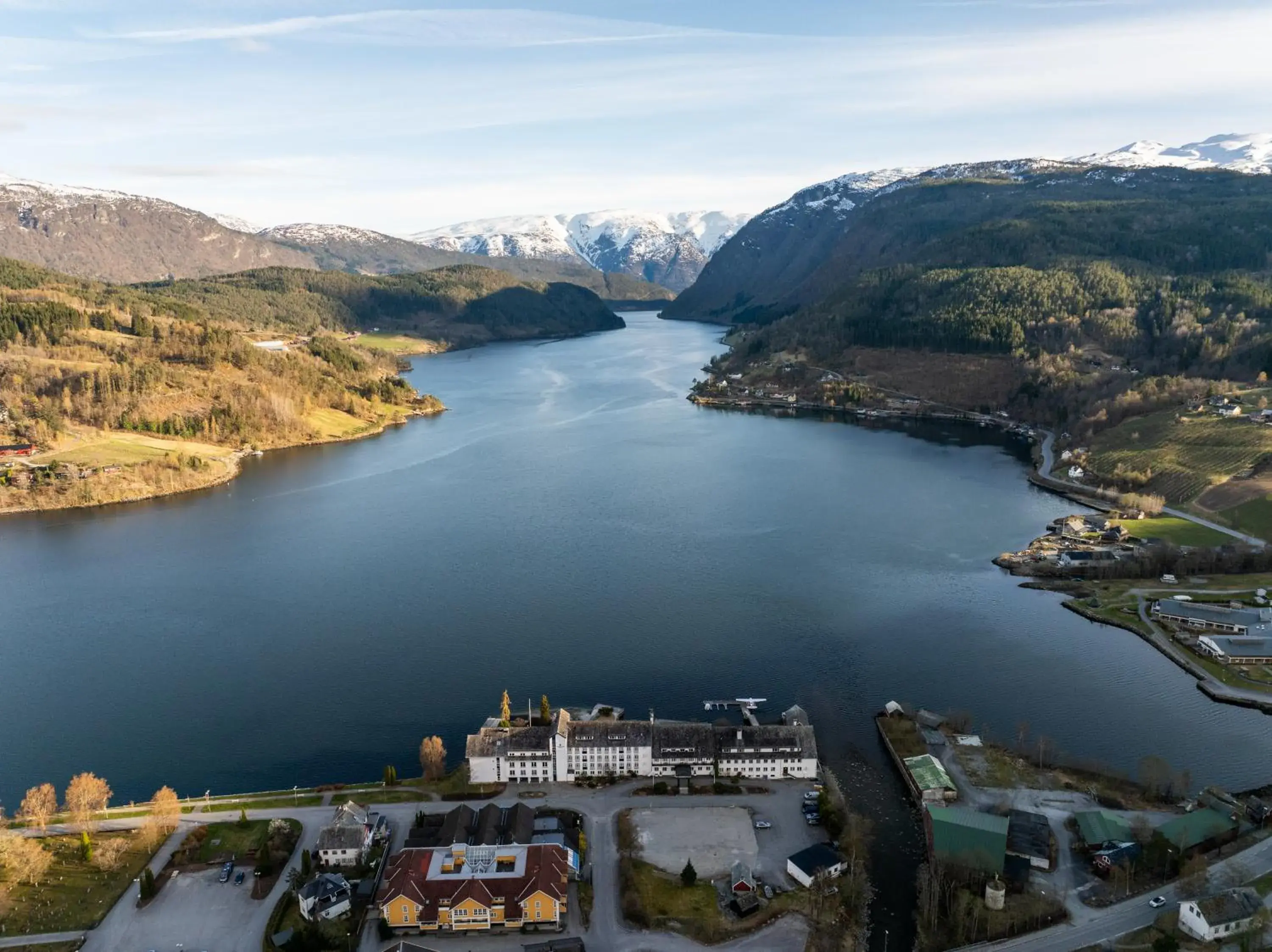 Property building in Brakanes Hotel Property building in Brakanes Hotel