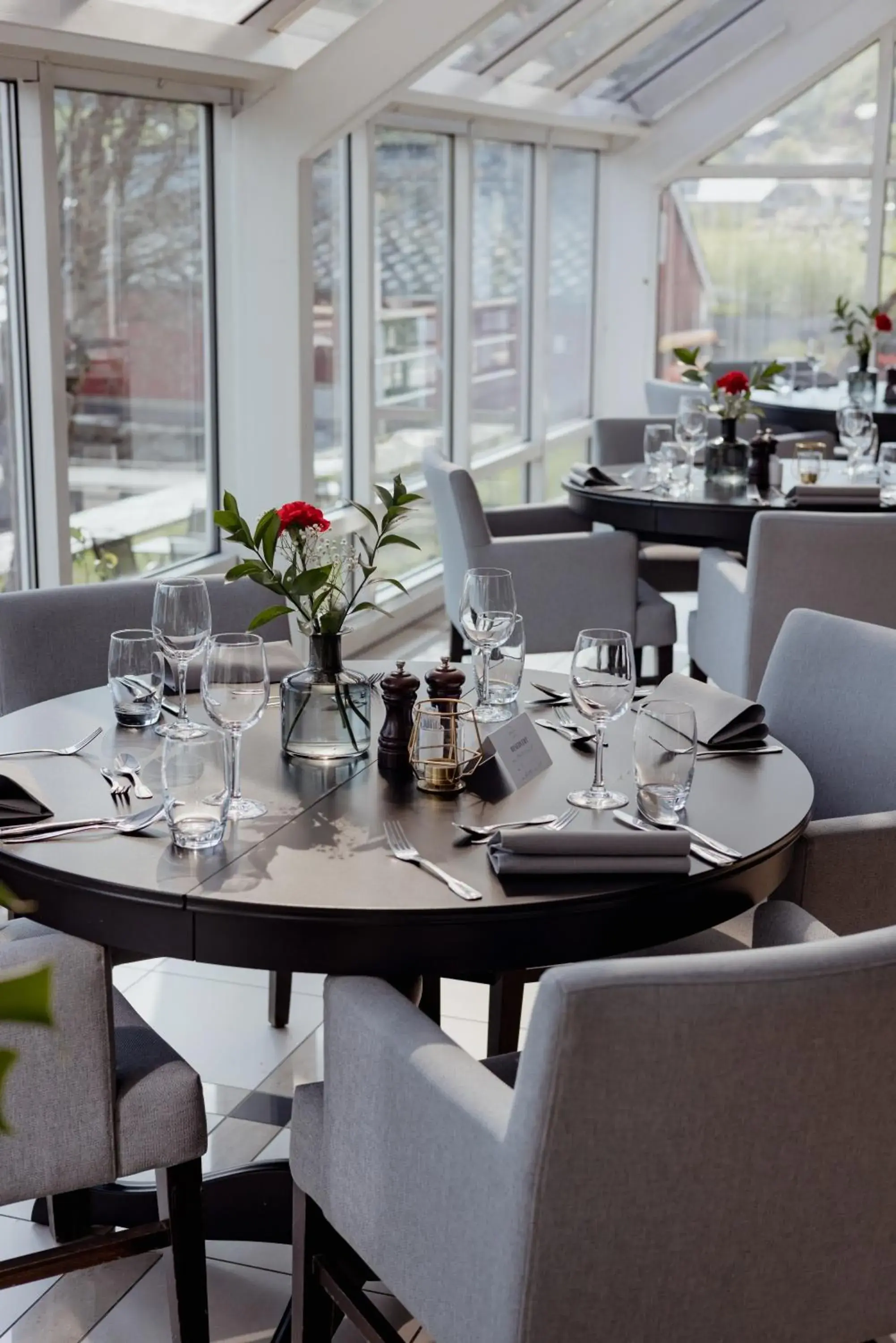 Restaurant/places to eat in Brakanes Hotel Restaurant/places to eat in Brakanes Hotel