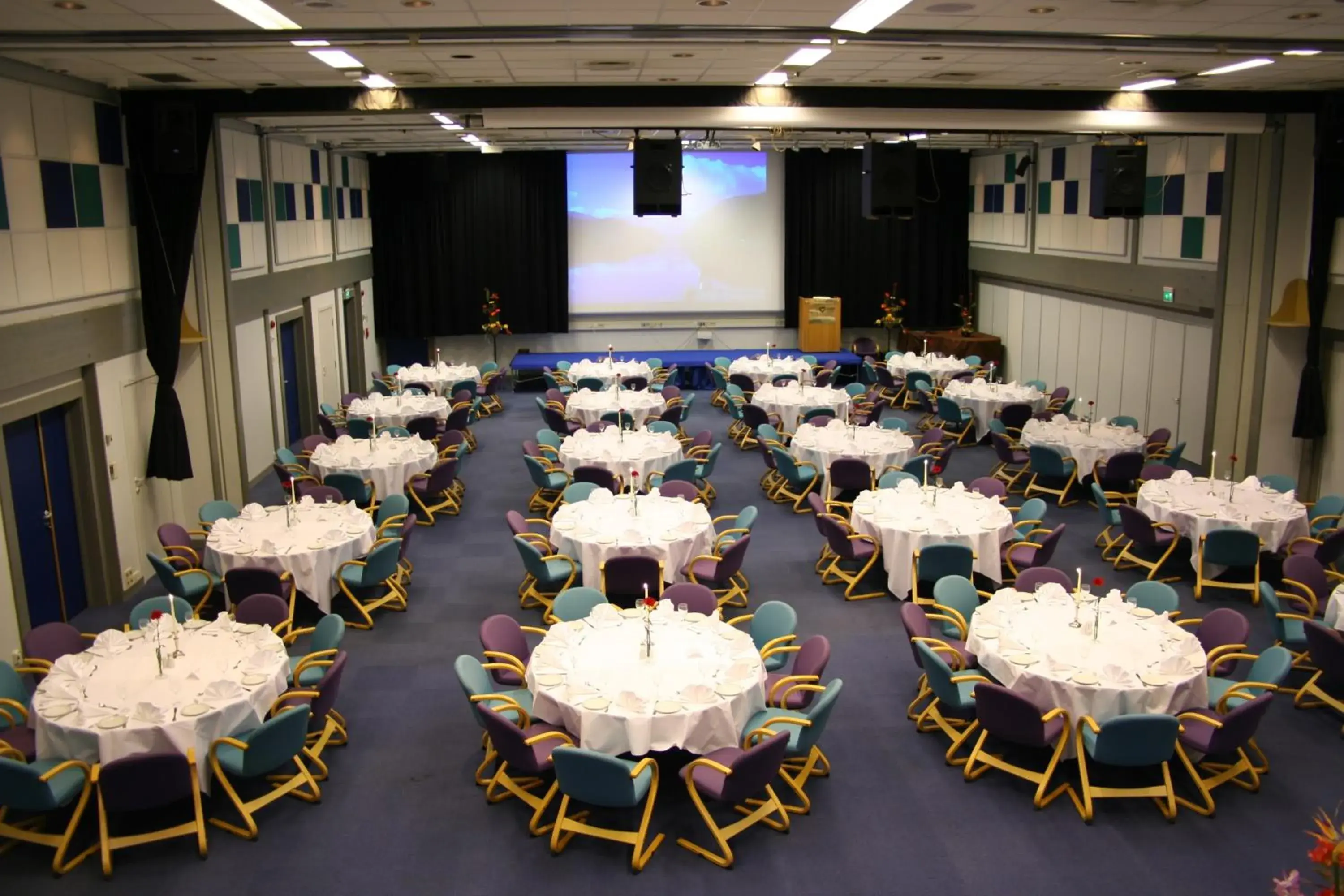 Restaurant/places to eat in Brakanes Hotel Restaurant/places to eat in Brakanes Hotel