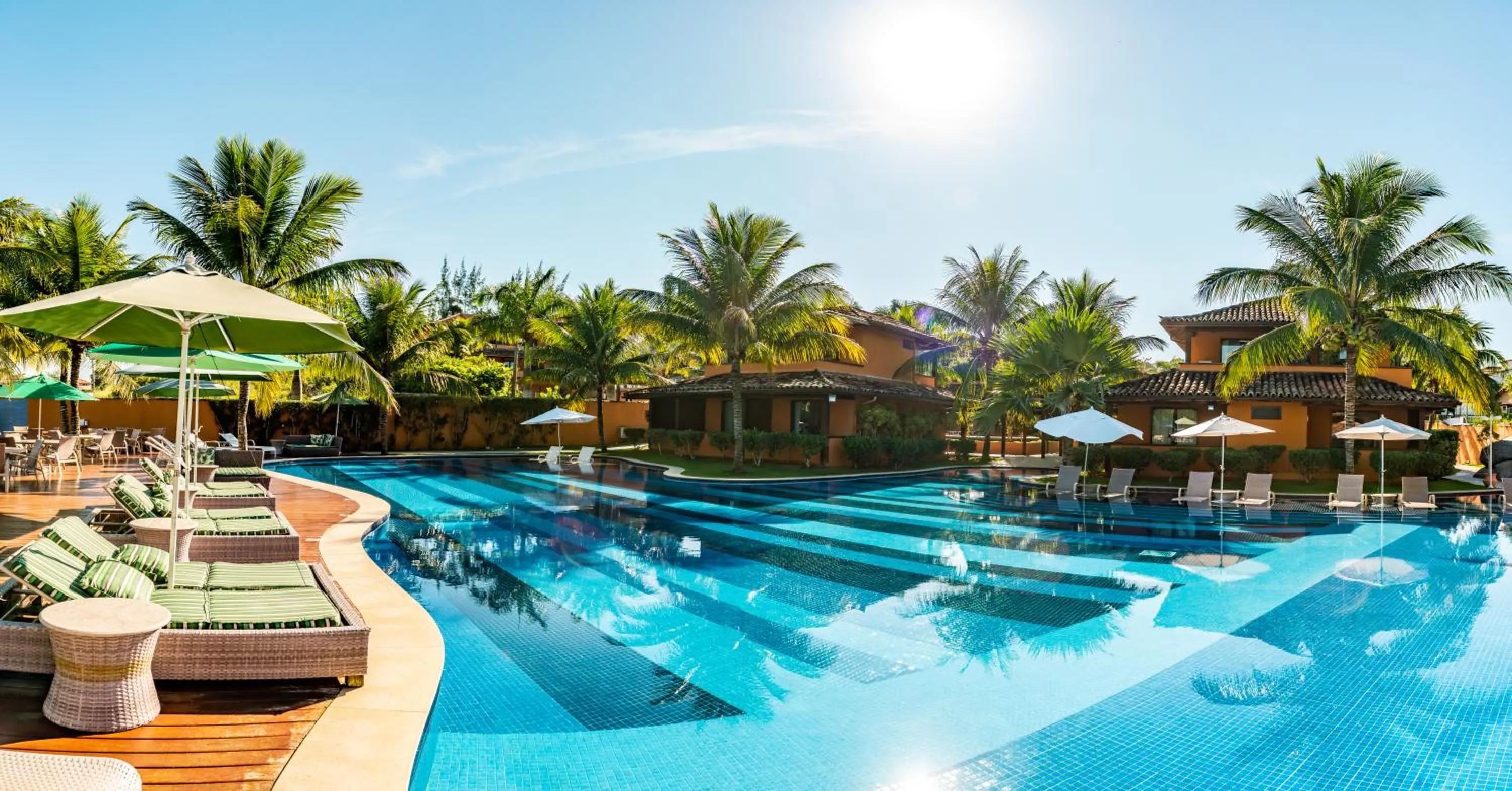Swimming pool in Hotel Ferradura Resort