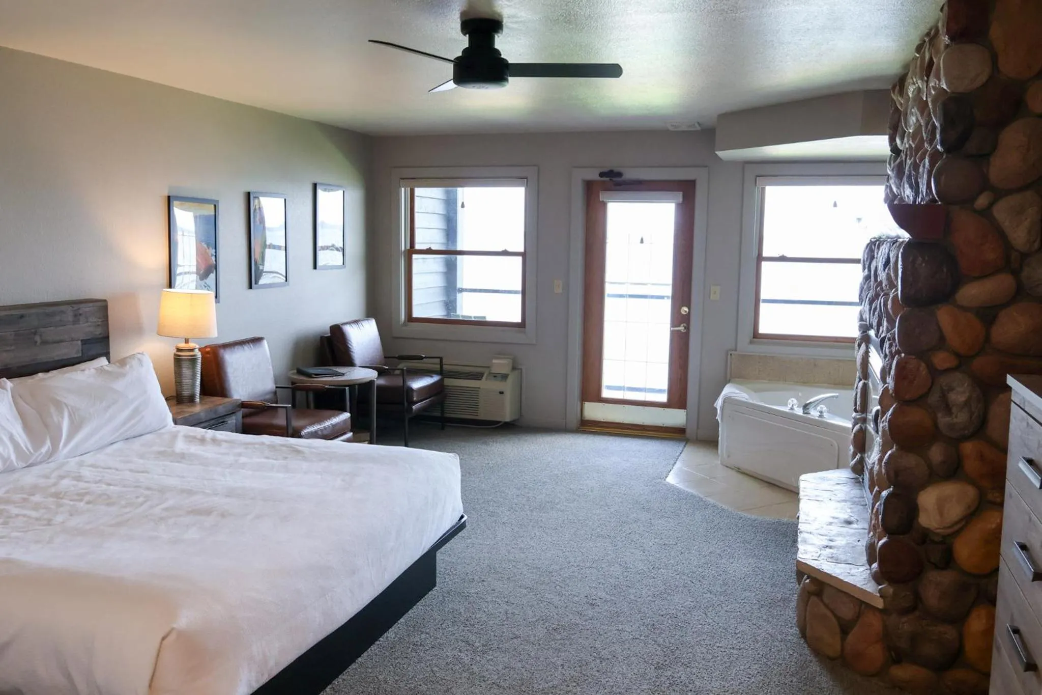 Bed in Quarterdeck Resort