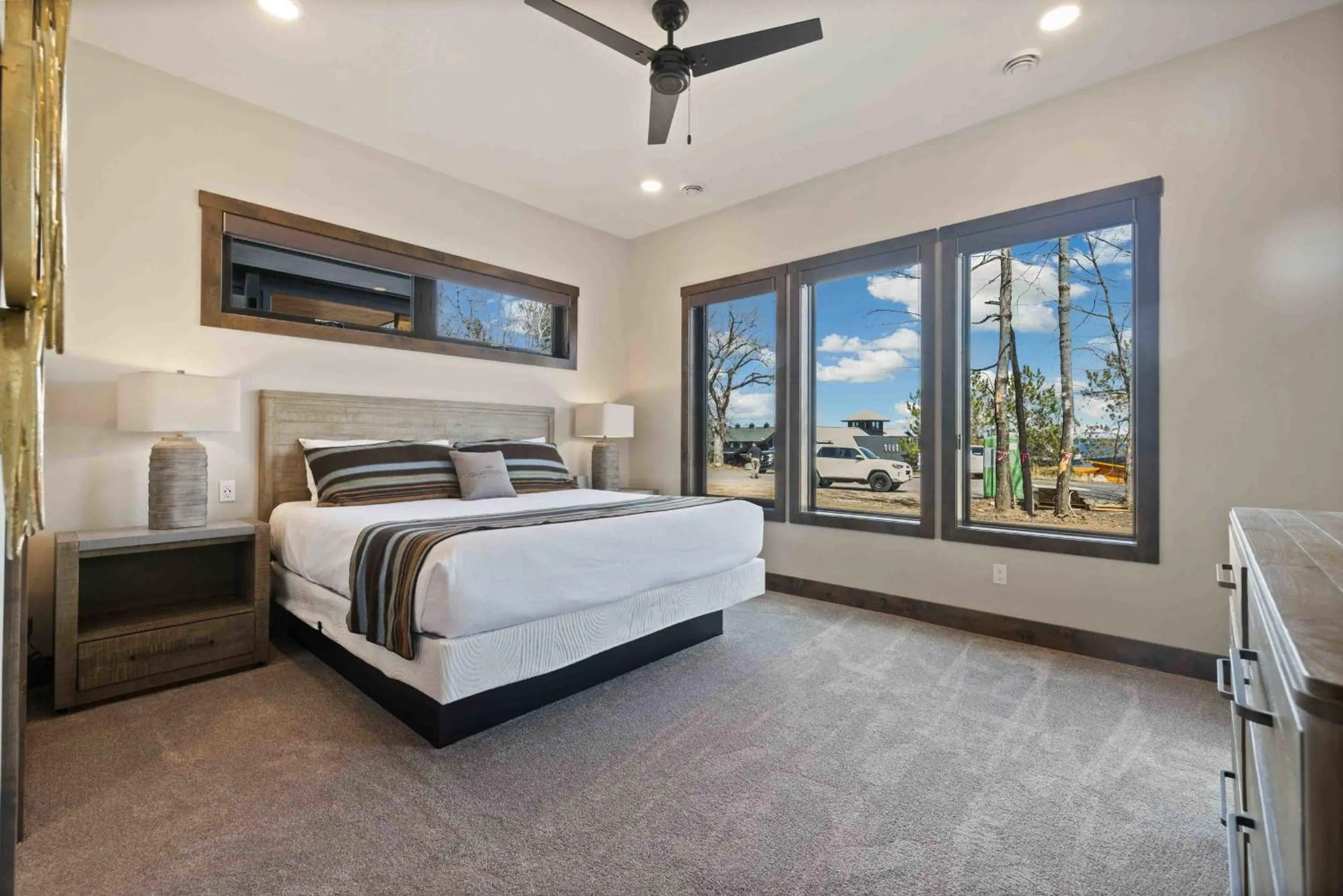Bedroom, Bed in Quarterdeck Resort