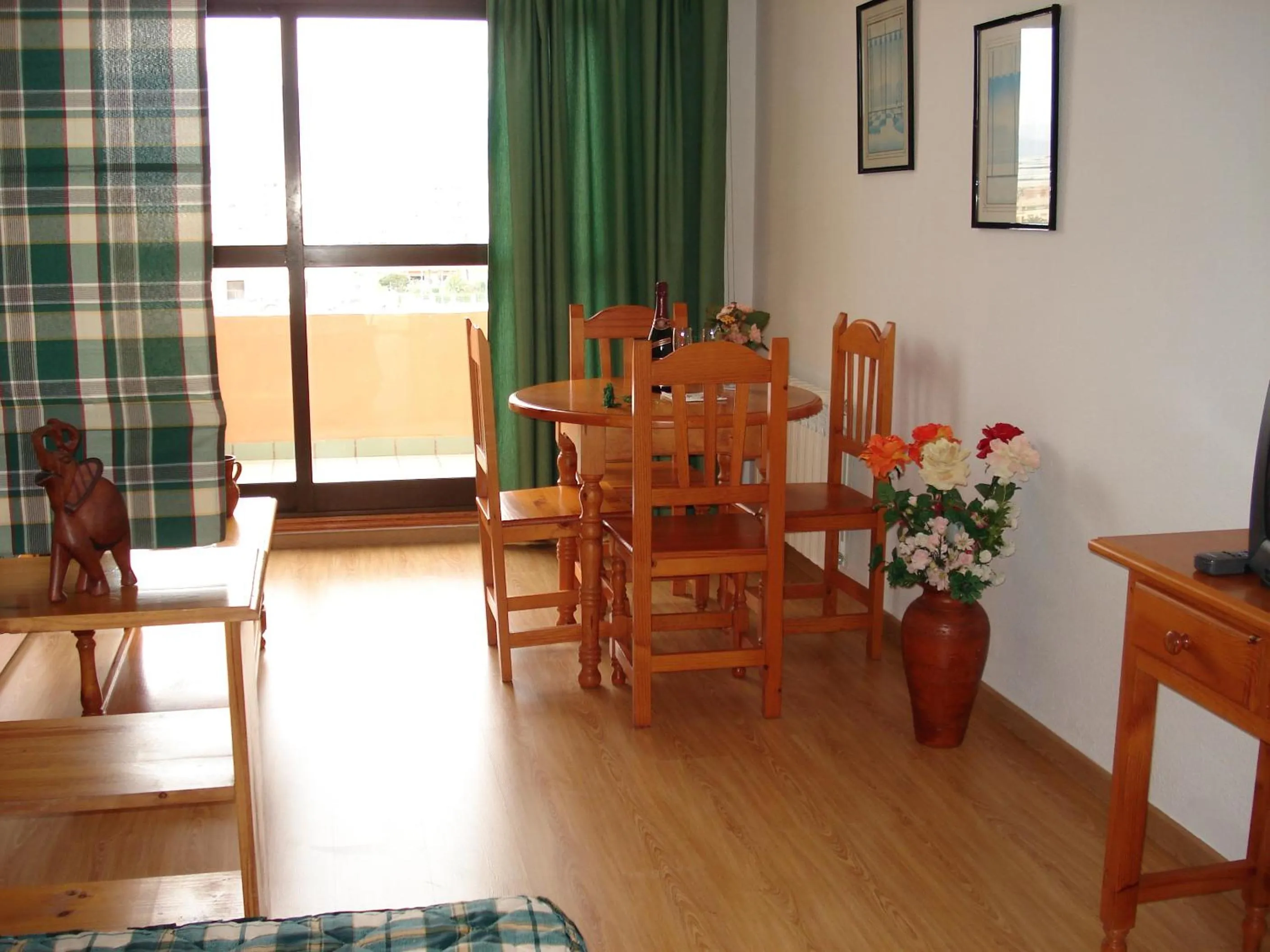 Dining area in Fenix Apartamentos