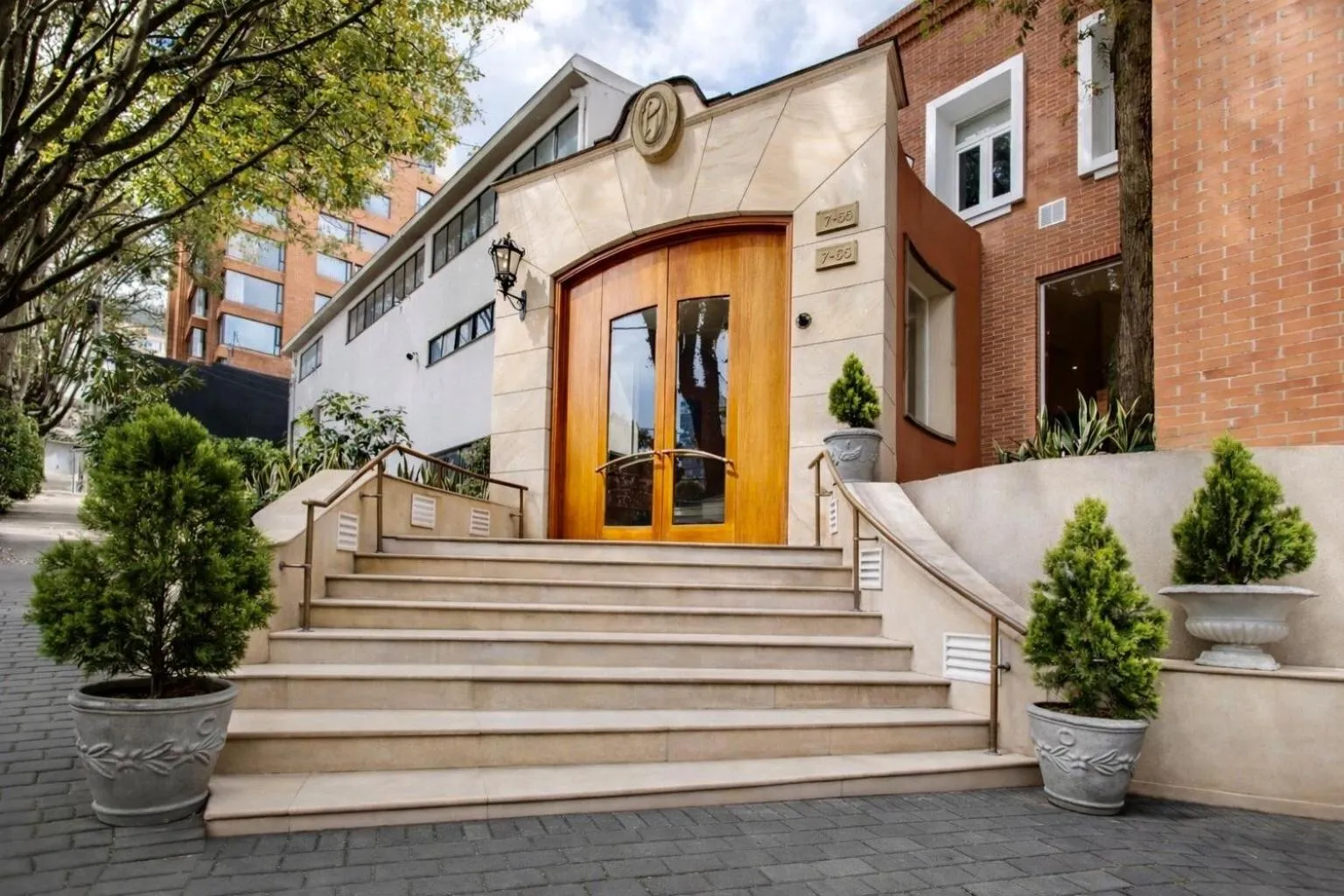 Facade/entrance in Hotel Portón de la Cabrera