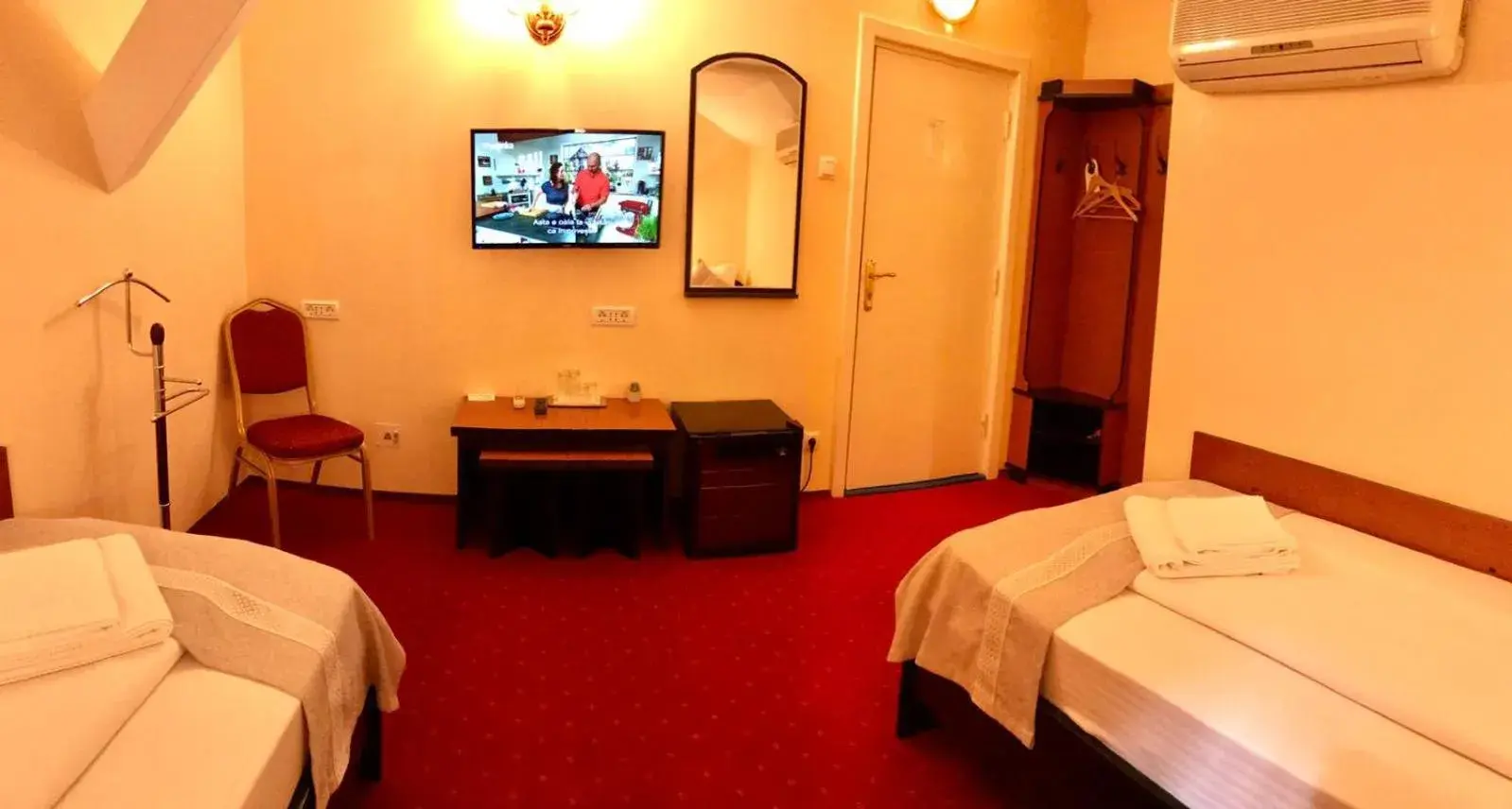 Twin Room - single occupancy in Pension Hotel Fast Twin Room - single occupancy in Pension Hotel Fast