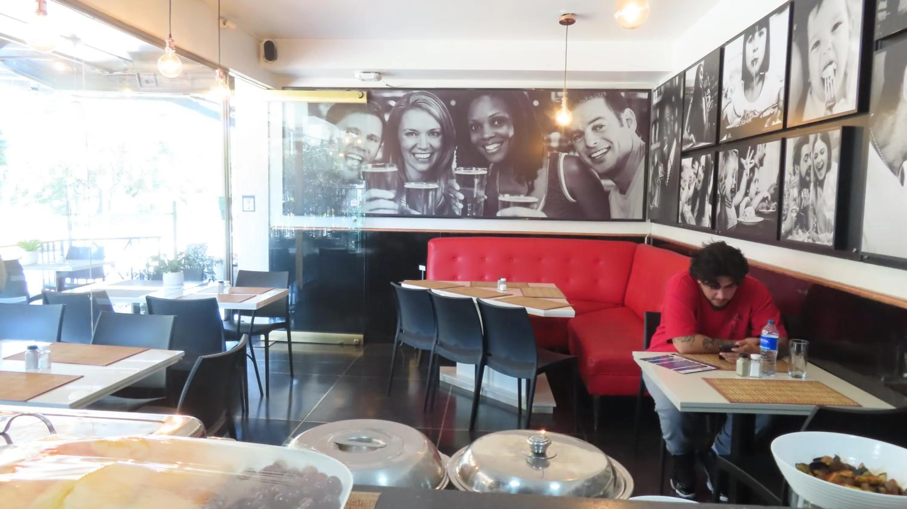 Restaurant/places to eat in Lancaster House