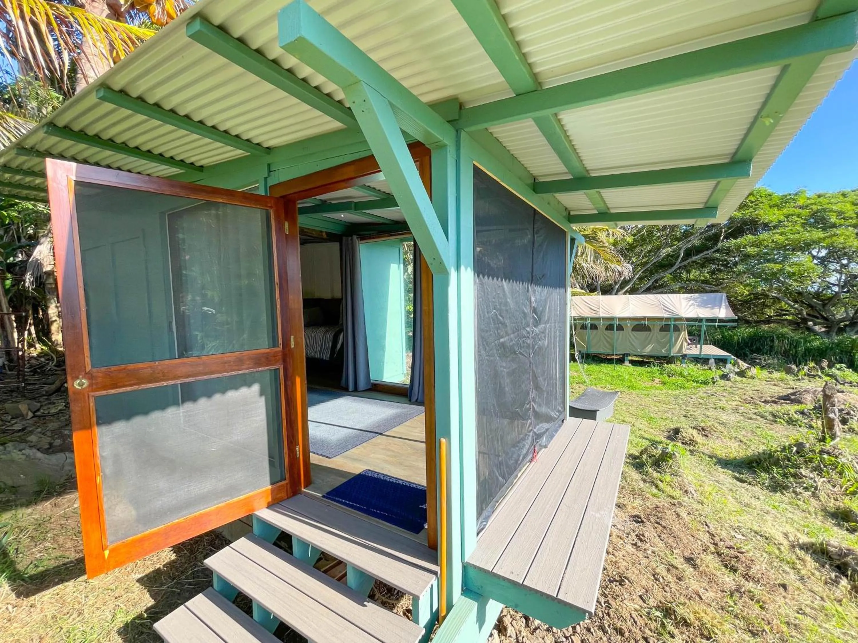 group of guests in Gingerhill Farm Retreat