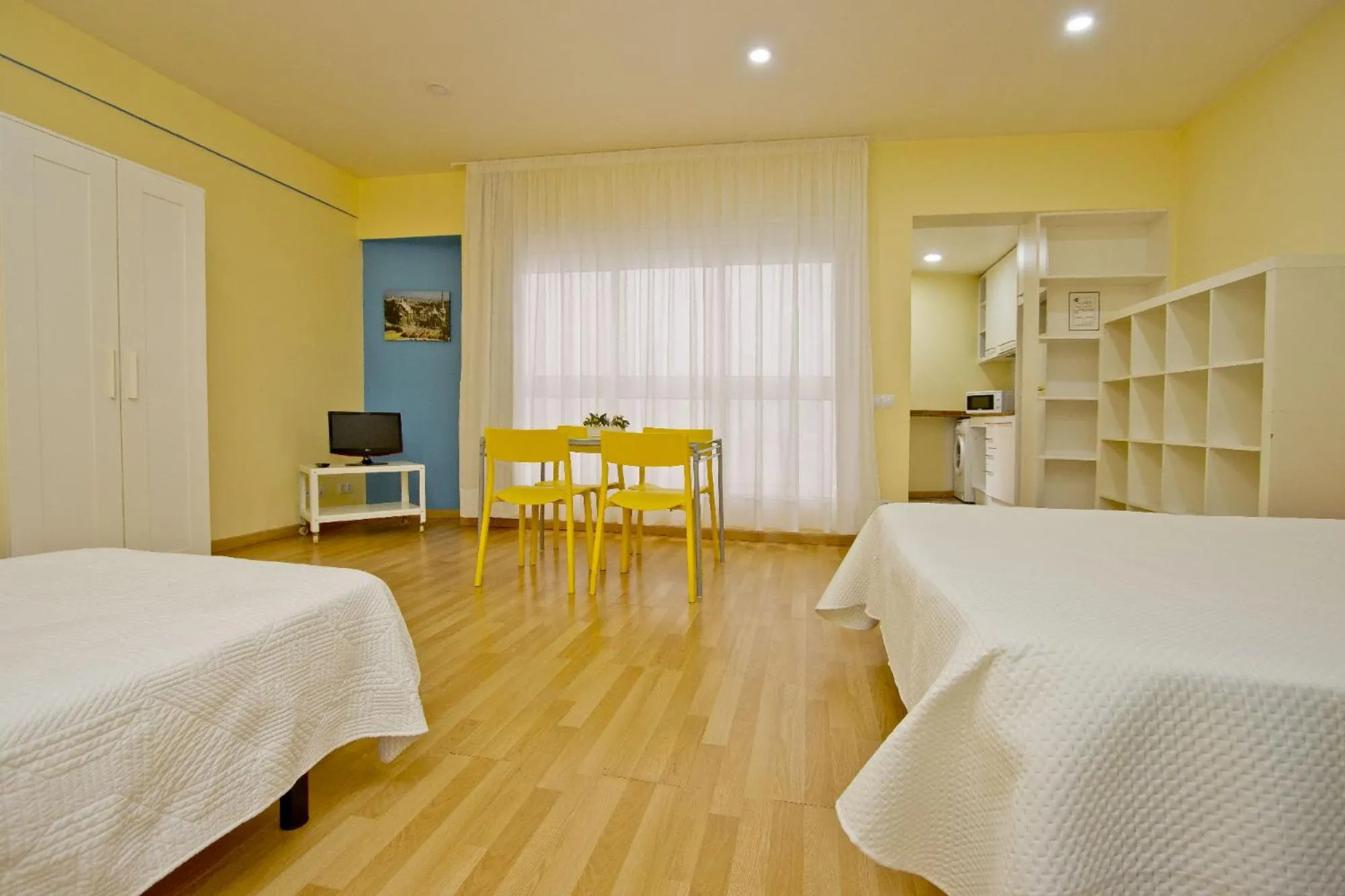 Bed in Barcelona City Apartment