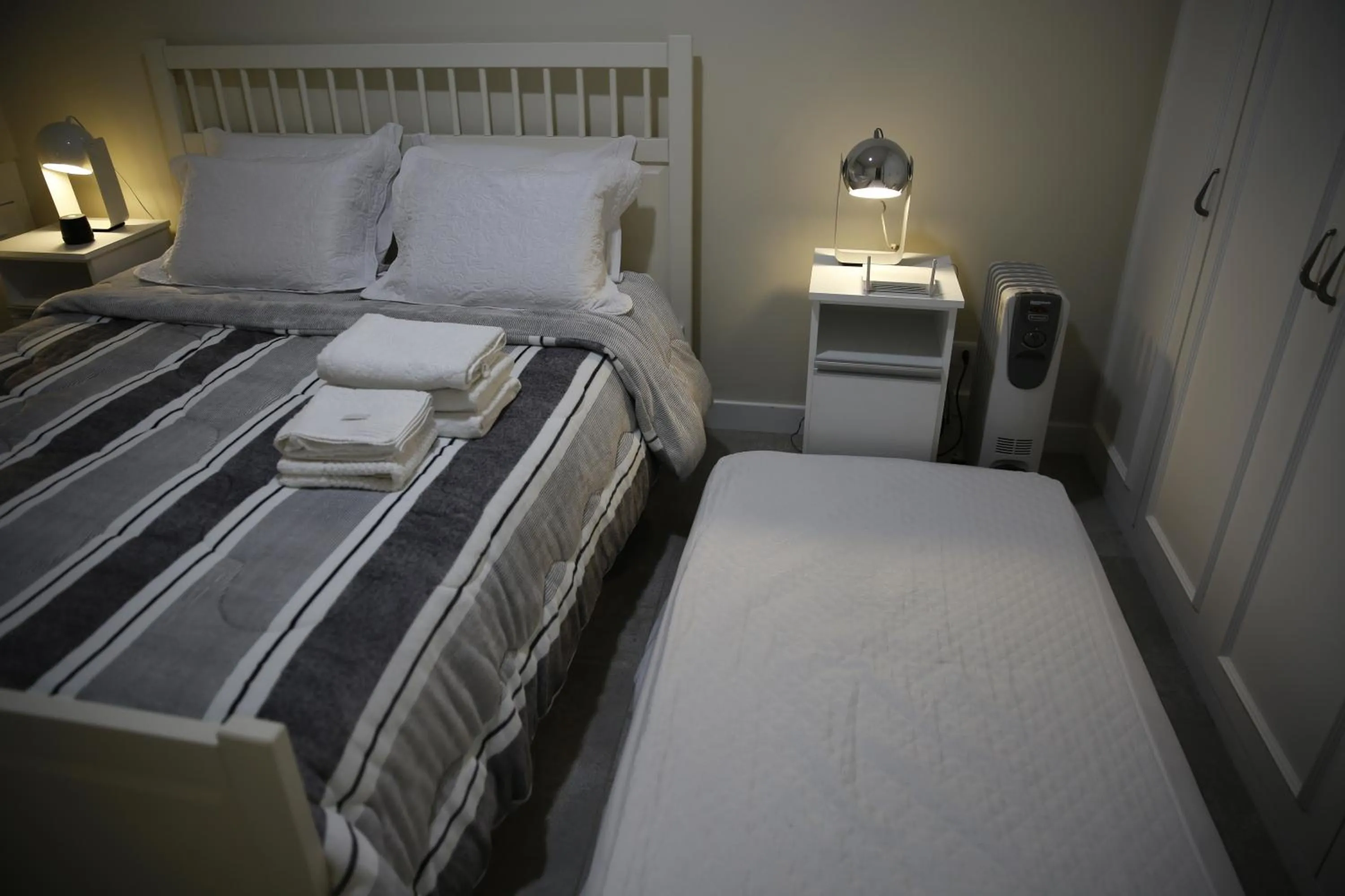 Apartamento central, novo e com garagem em Curitiba