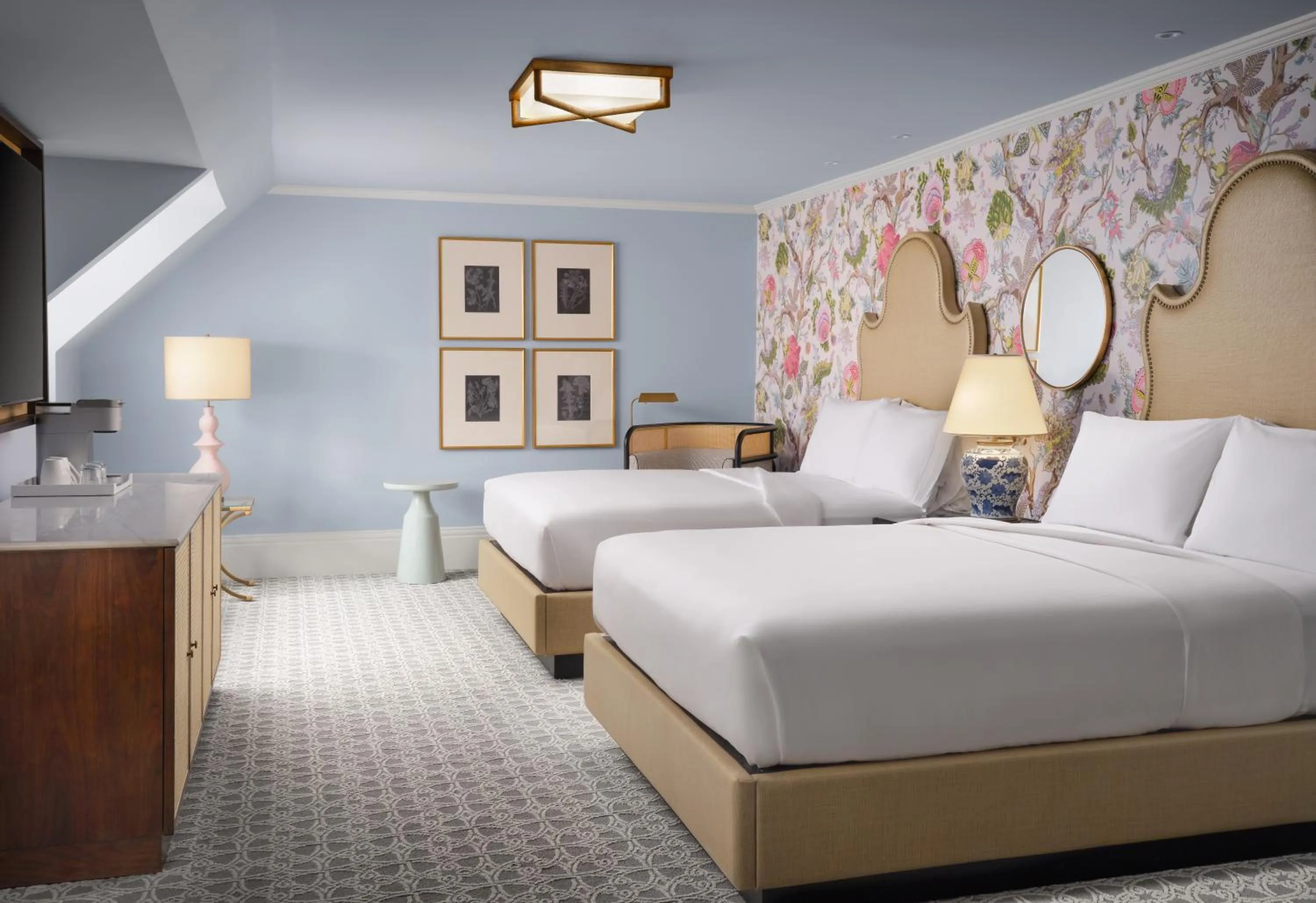 Bedroom, Bed in Hotel del Coronado, Curio Collection by Hilton