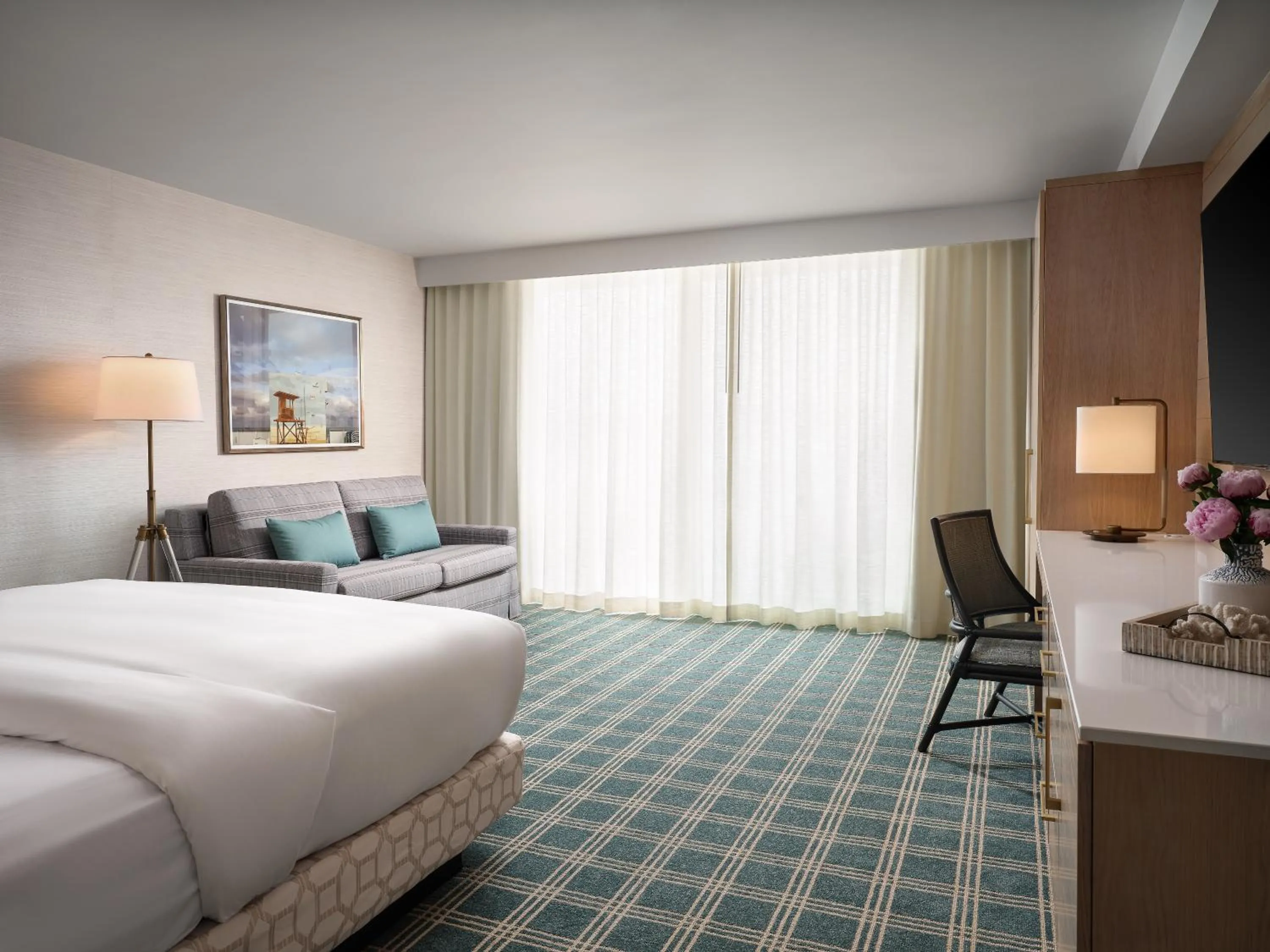 Bedroom, Bed in Hotel del Coronado, Curio Collection by Hilton