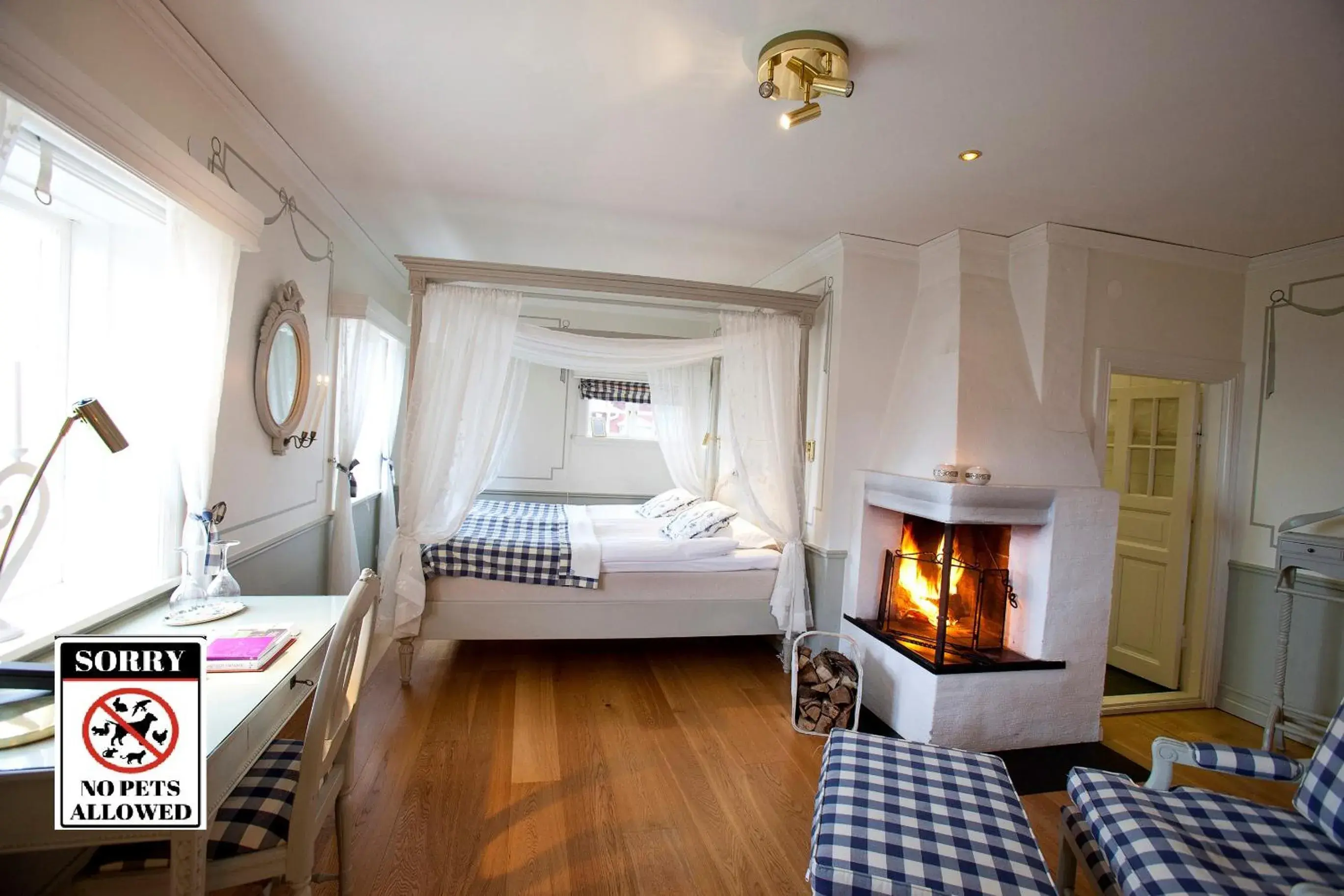 Deluxe Suite with Spa Bath in Tällbergsgårdens Hotell Deluxe Suite with Spa Bath in Tällbergsgårdens Hotell