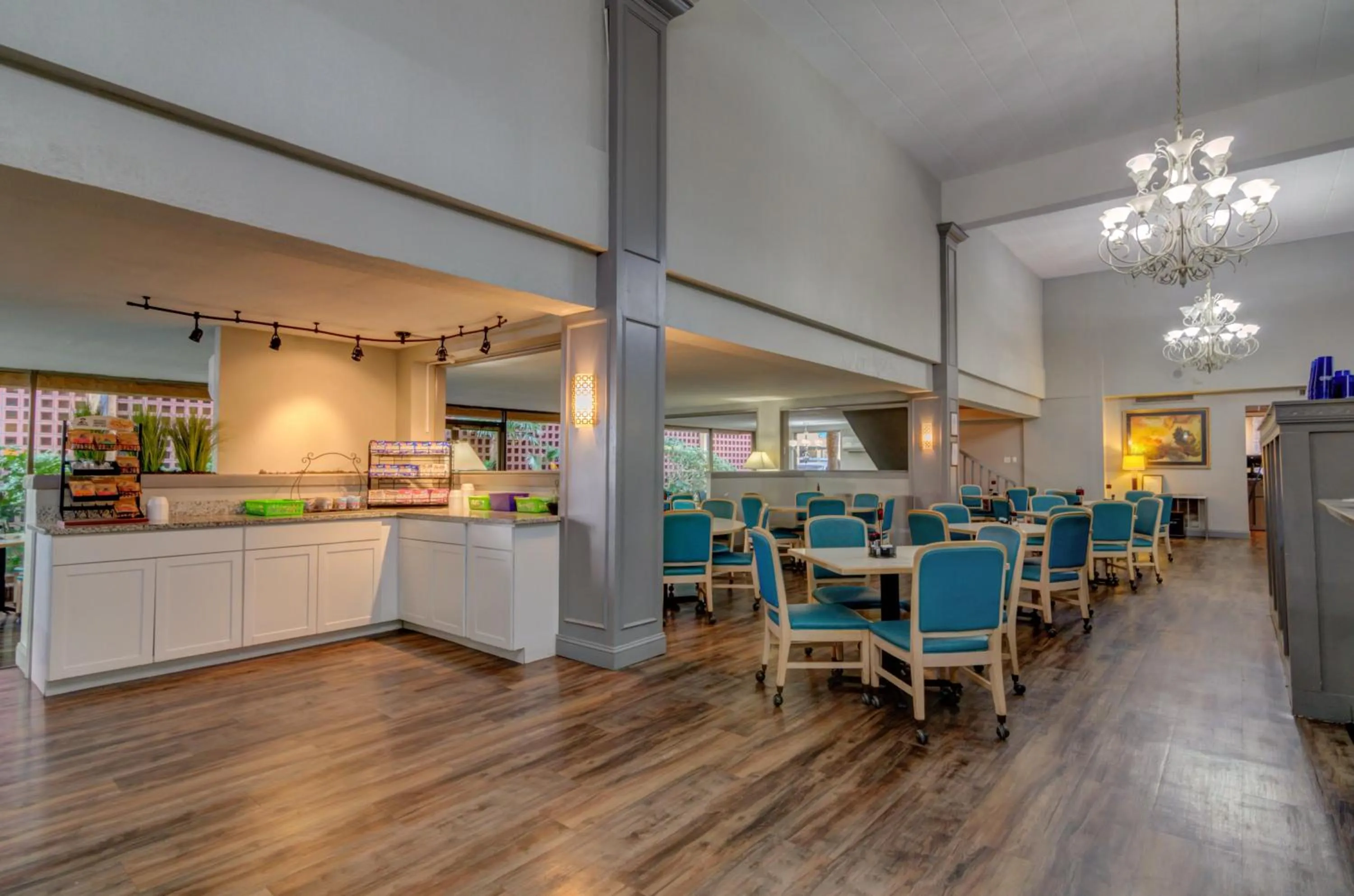 Restaurant/places to eat in Caravelle Resort