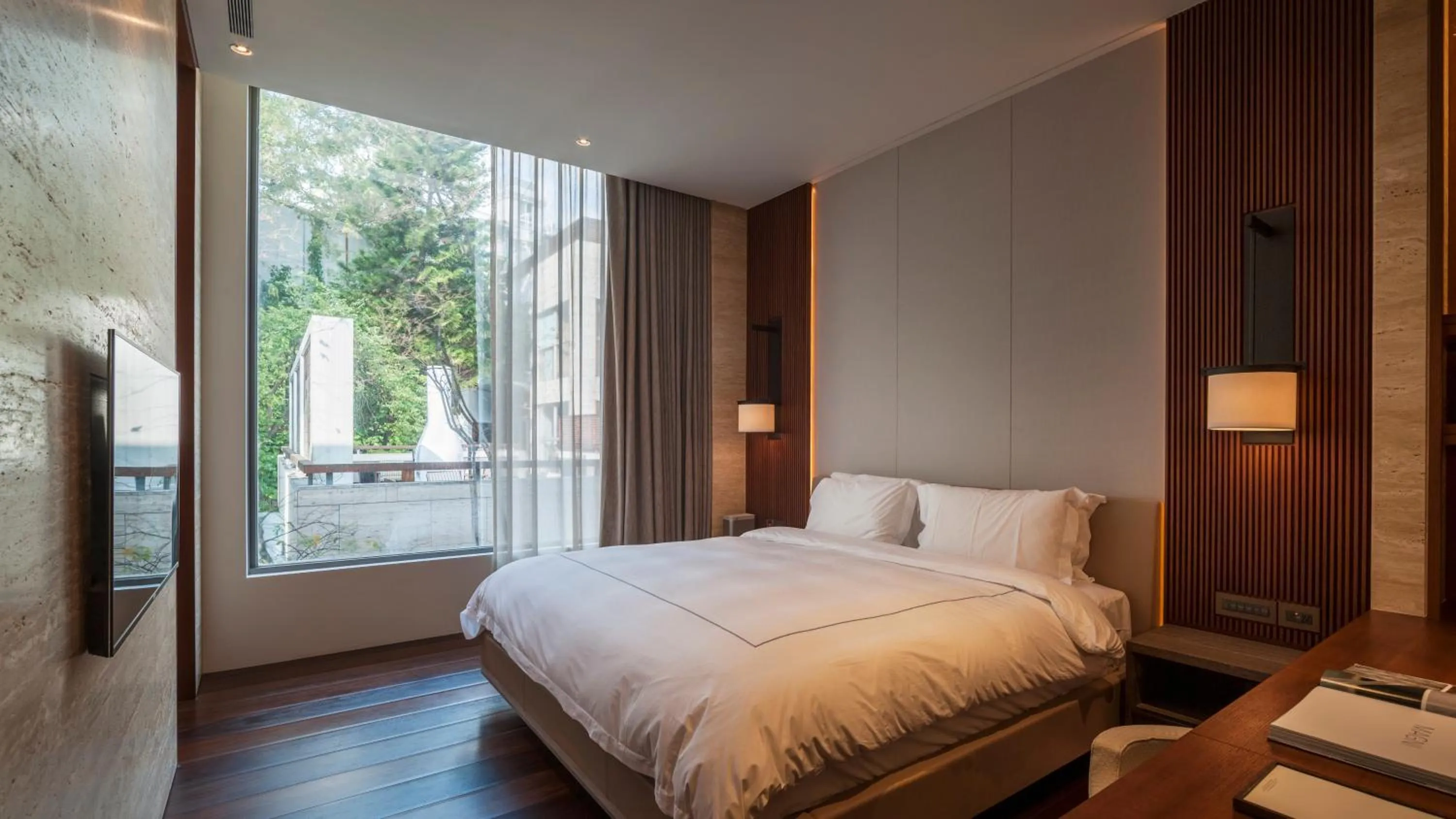 Bedroom, Bed in Villa 32 (Guests must be 16+)