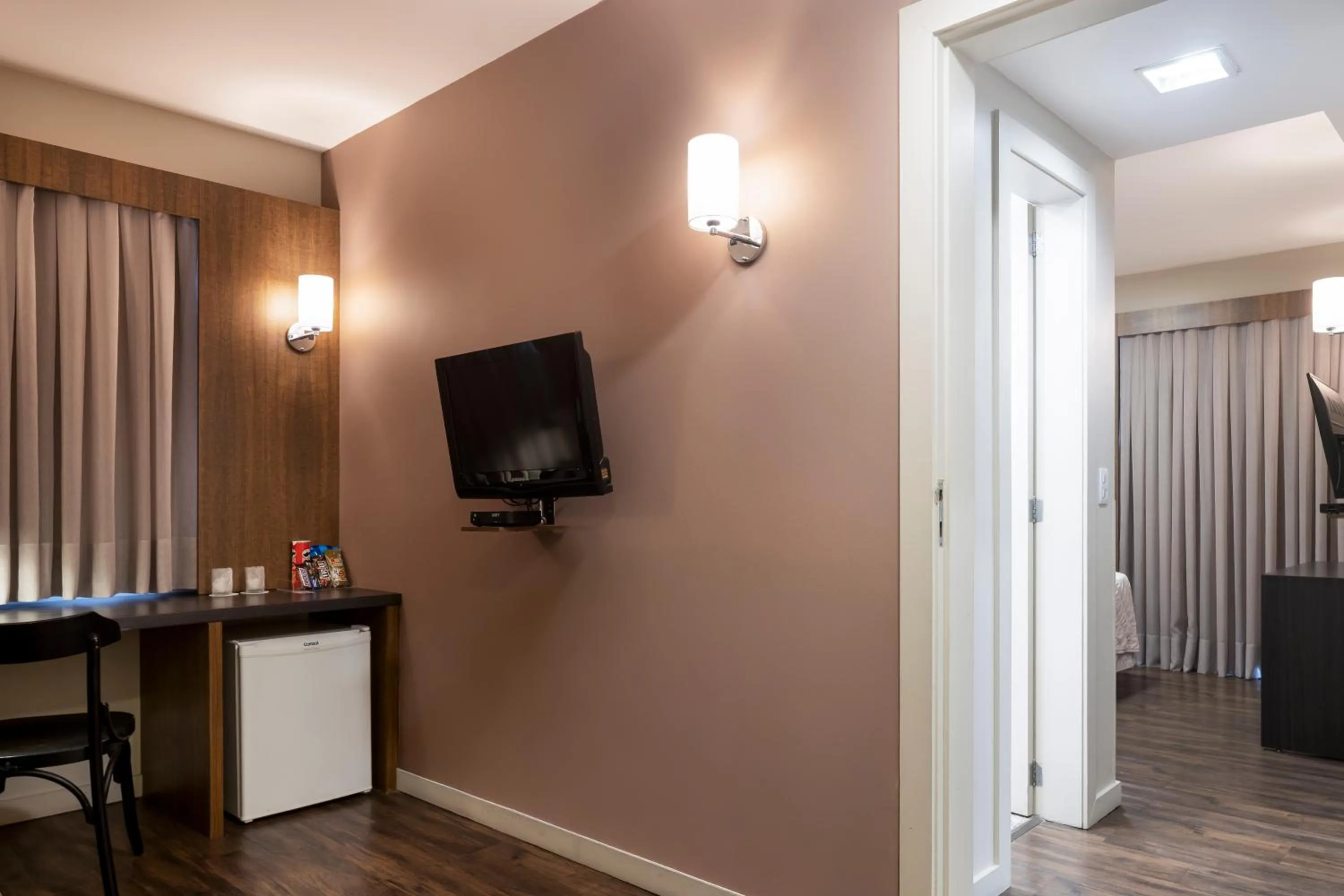 TV and multimedia in Porto da Ilha Hotel