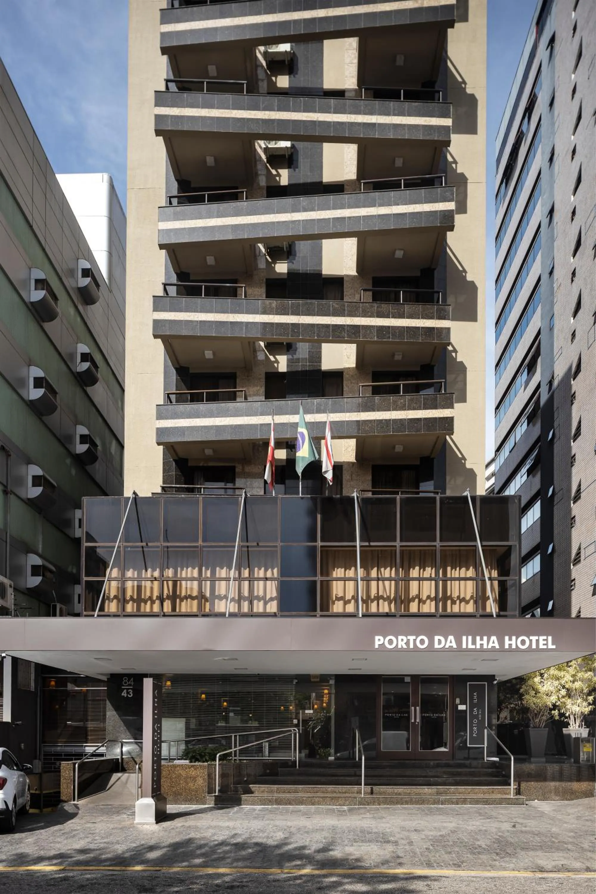 Property building in Porto da Ilha Hotel