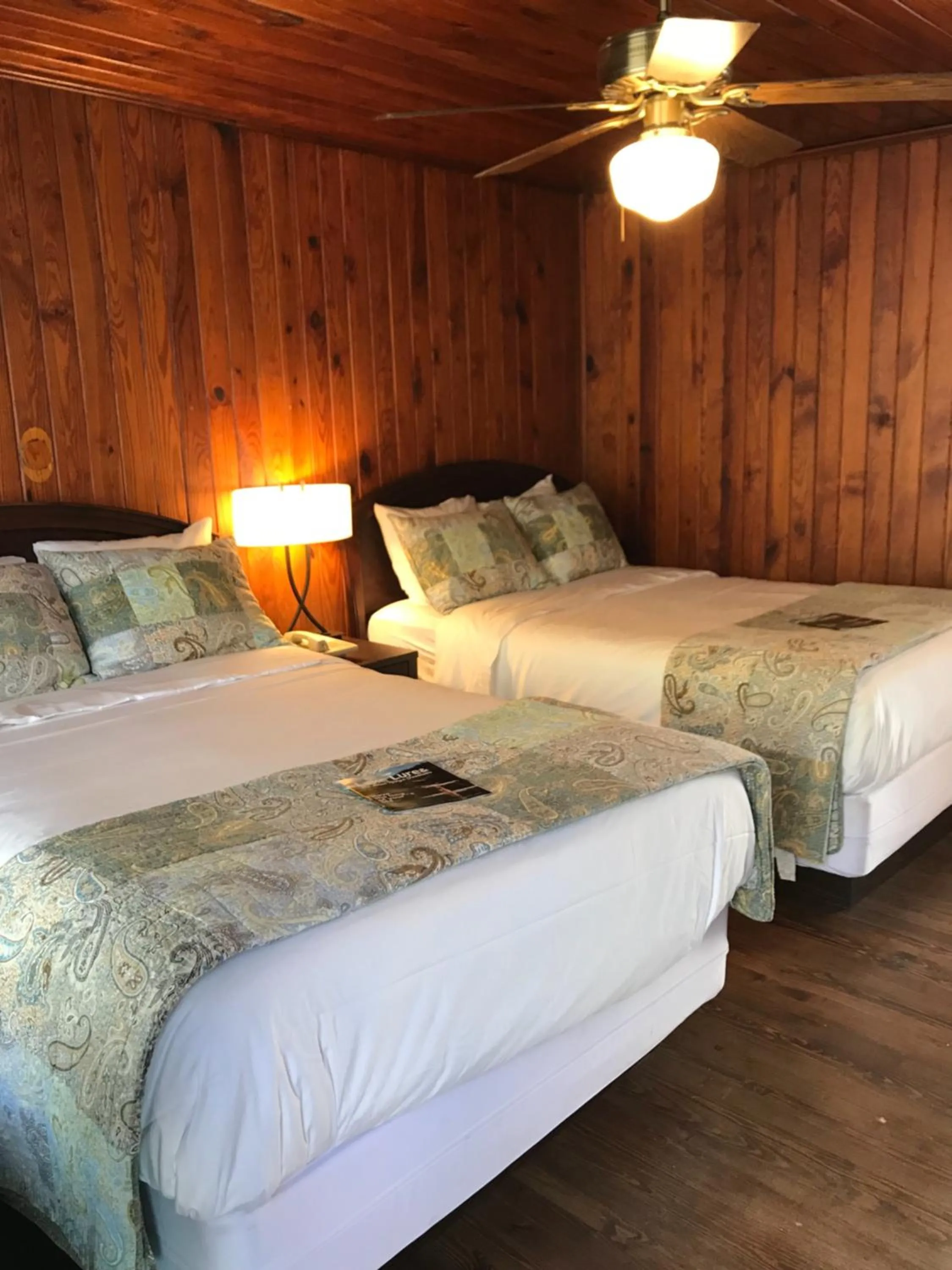 Bedroom, Bed in Riverside Lodge at Chimney Rock