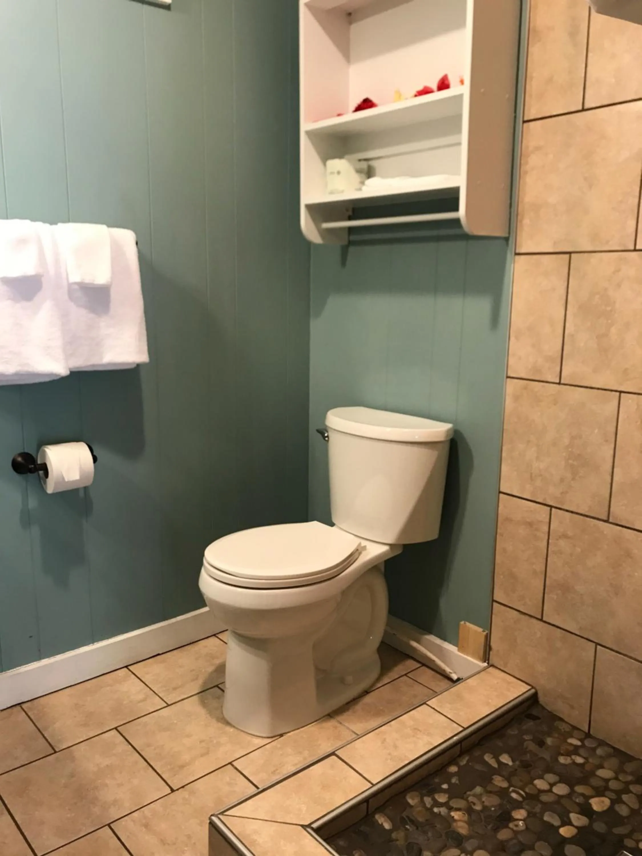 Bathroom in Riverside Lodge at Chimney Rock