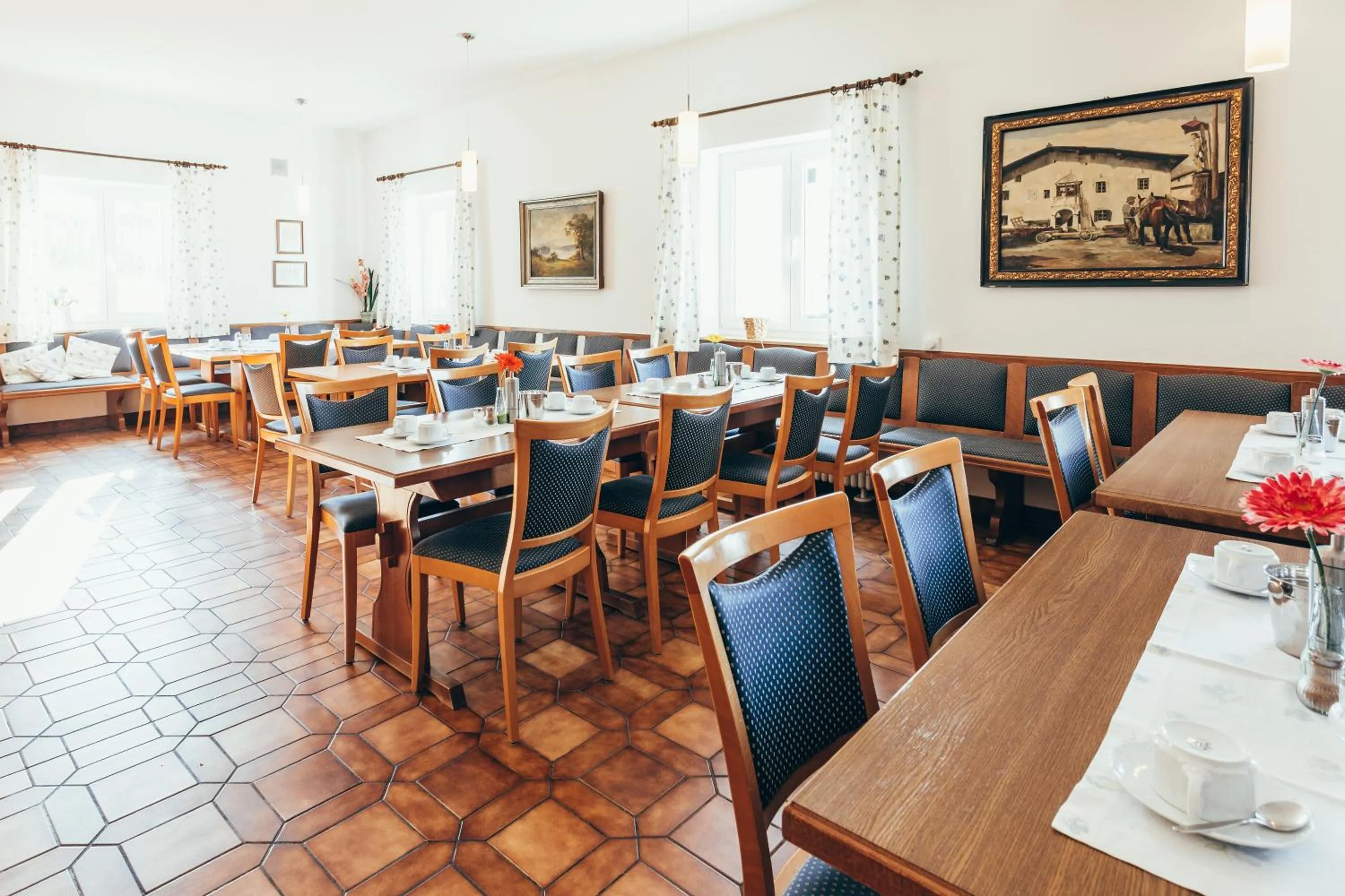 Buffet breakfast in Hirschenwirt