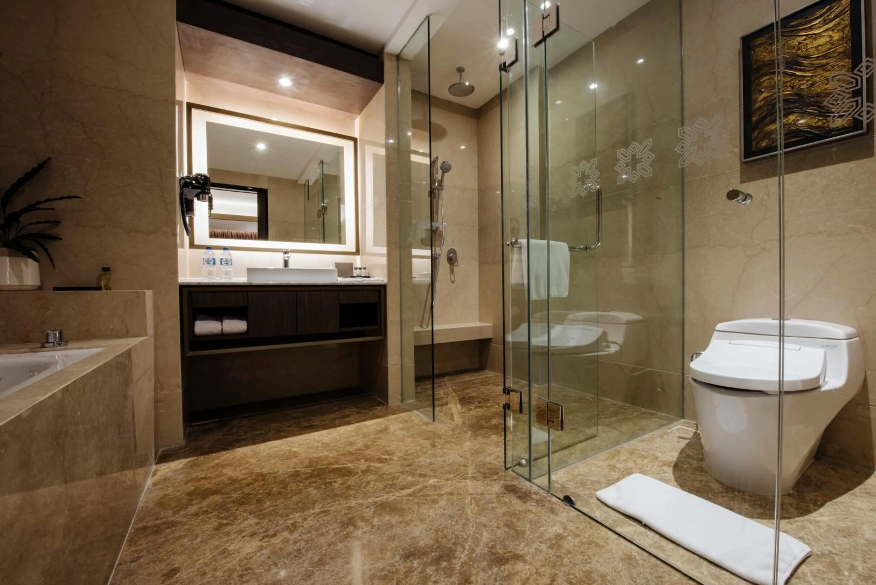 GRAMM HOTEL by Ambarrukmo Yogyakarta