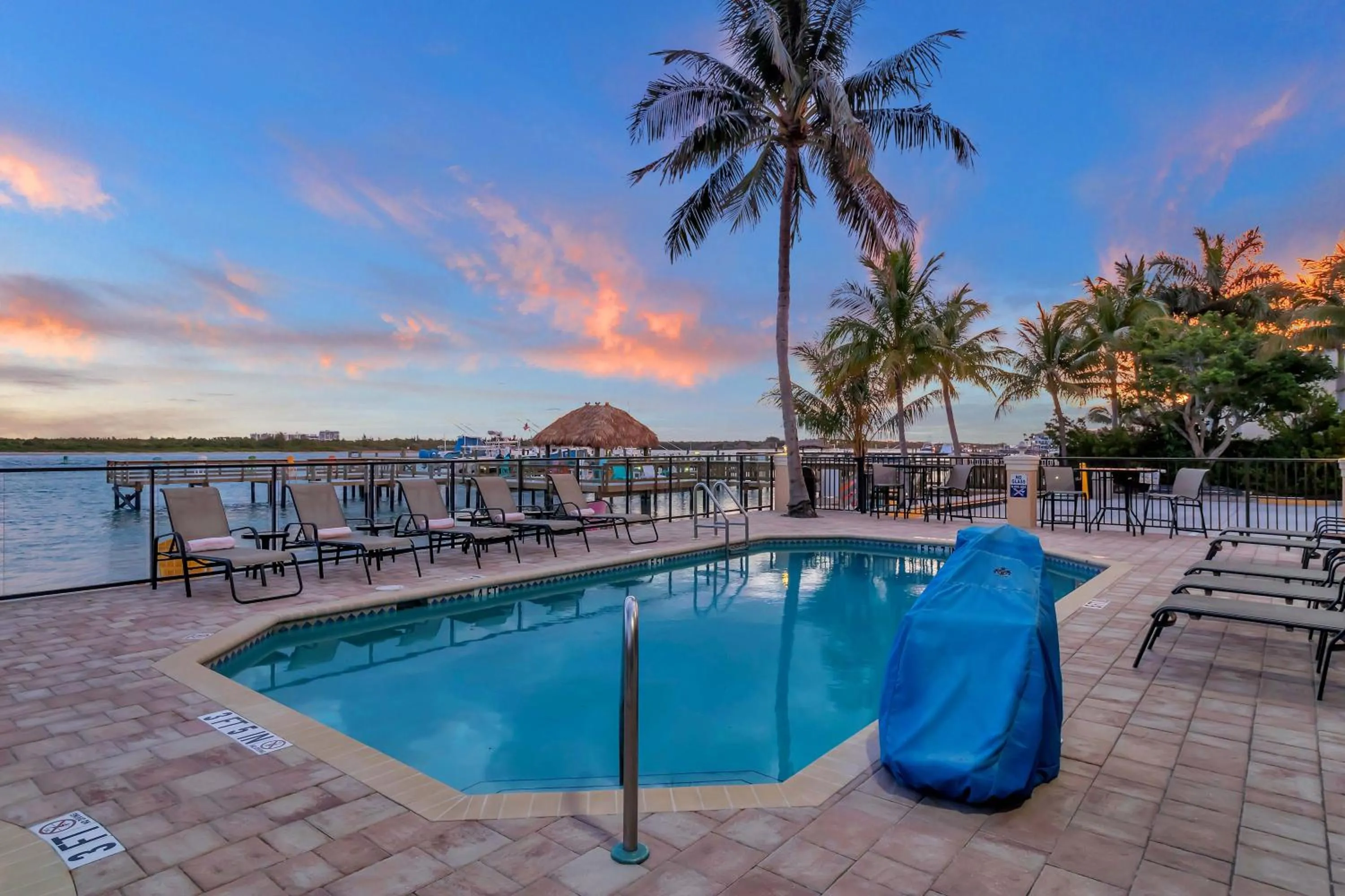 Swimming pool in Hutchinson Island Hotel