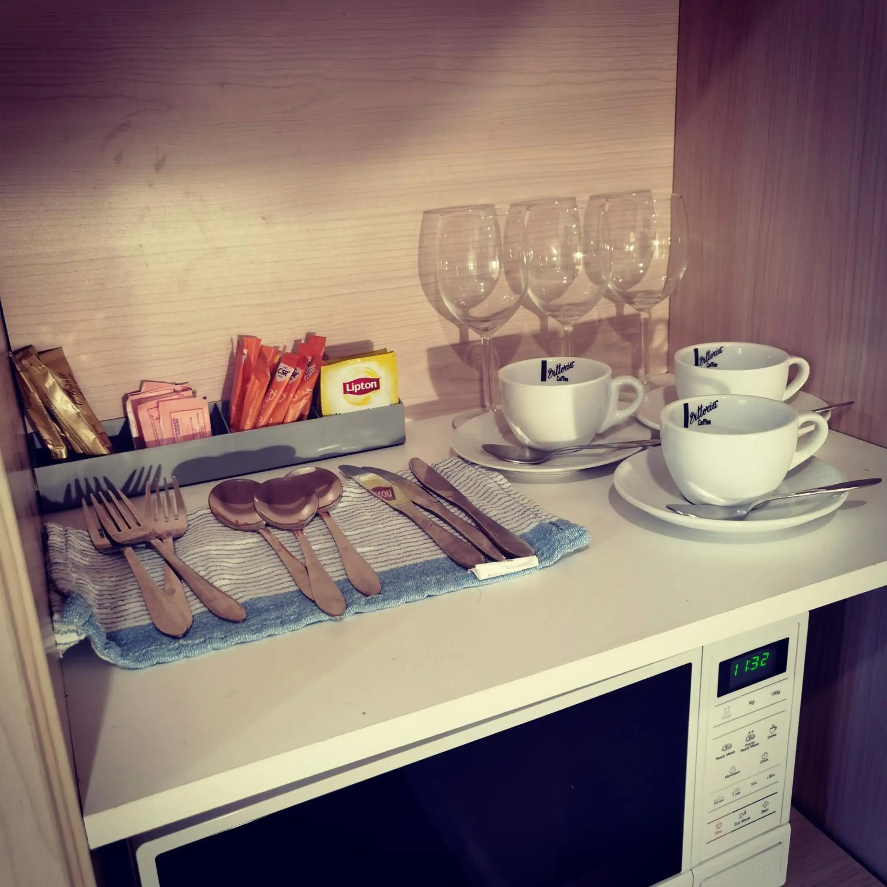 Property building in Adelaide Granada Motor Inn Property building in Adelaide Granada Motor Inn