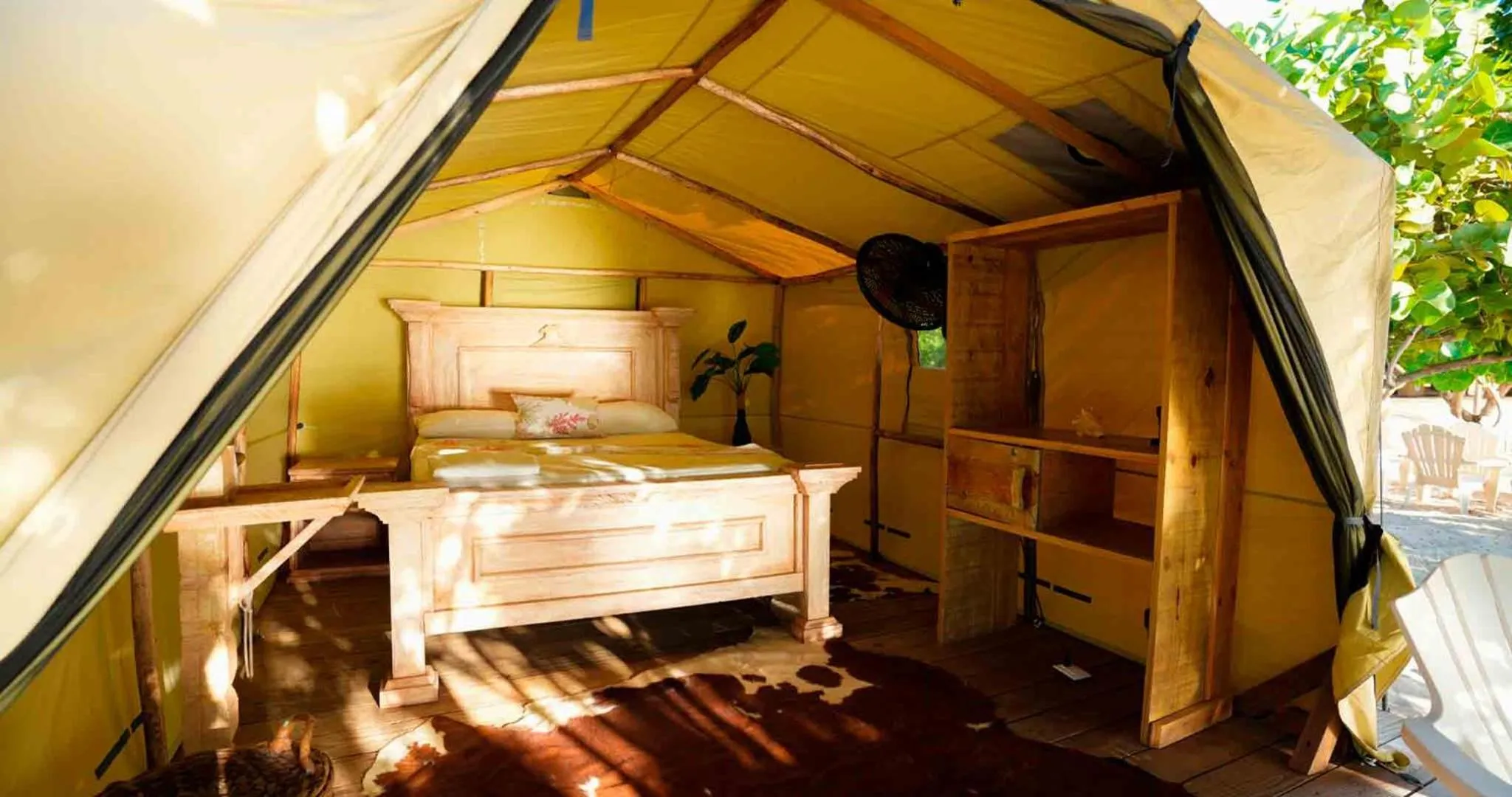 Garden View Tent in Glamping EcoLodge Cueva De Las Aguilas