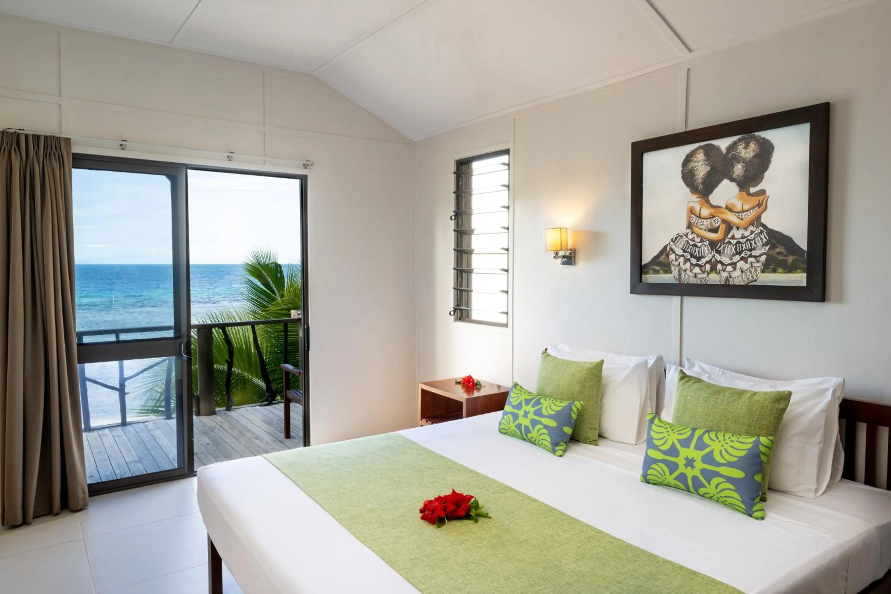 Bed in Mantaray Island Resort