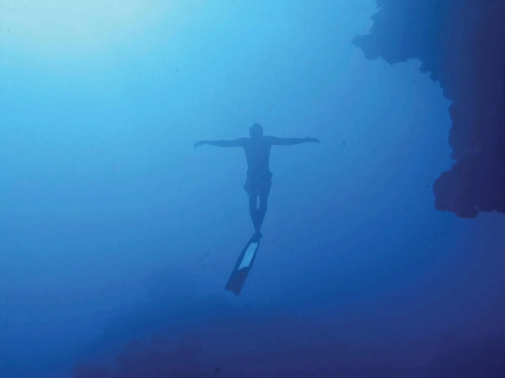 Diving in Mantaray Island Resort