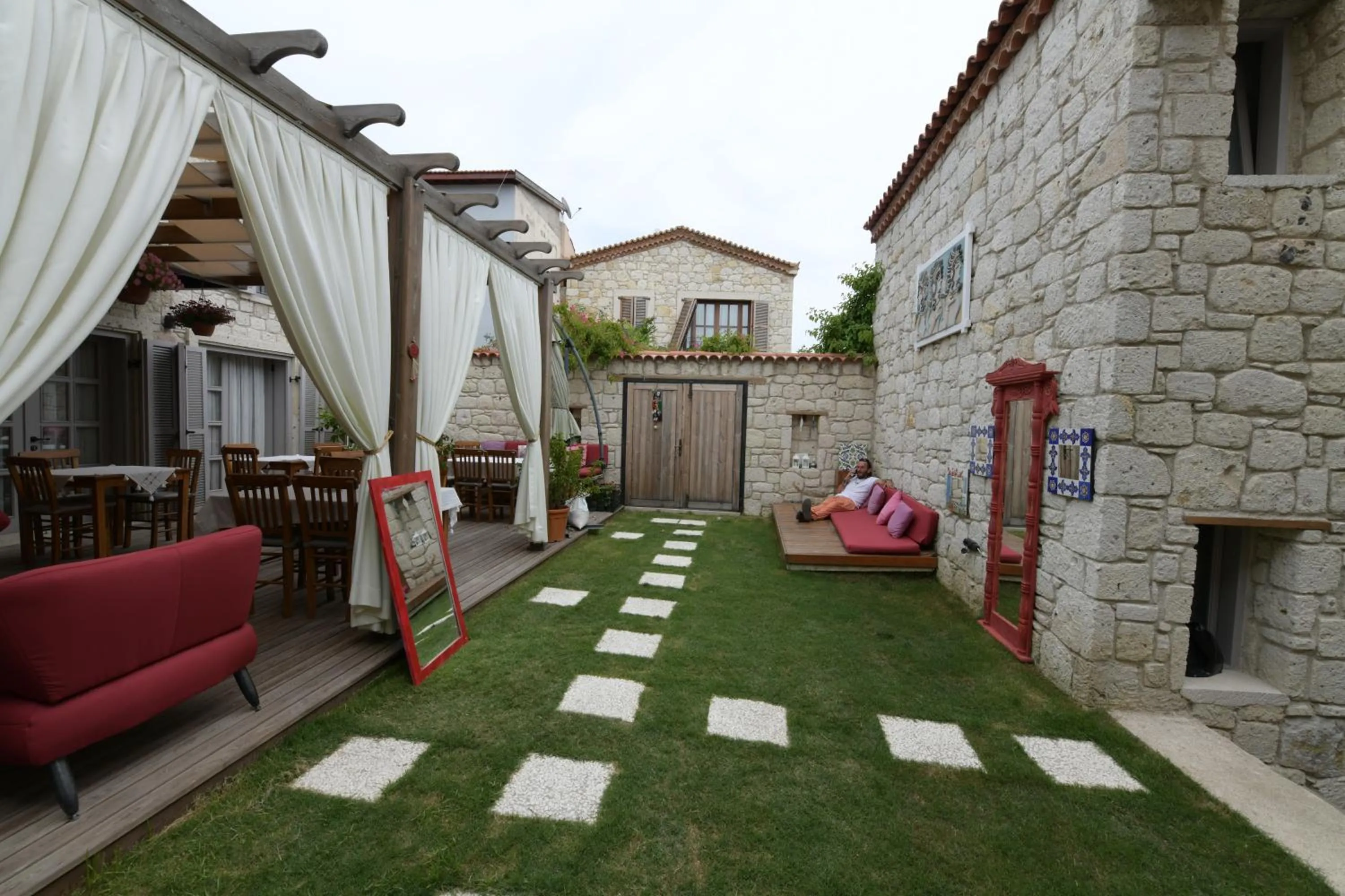Garden in Çona Otel