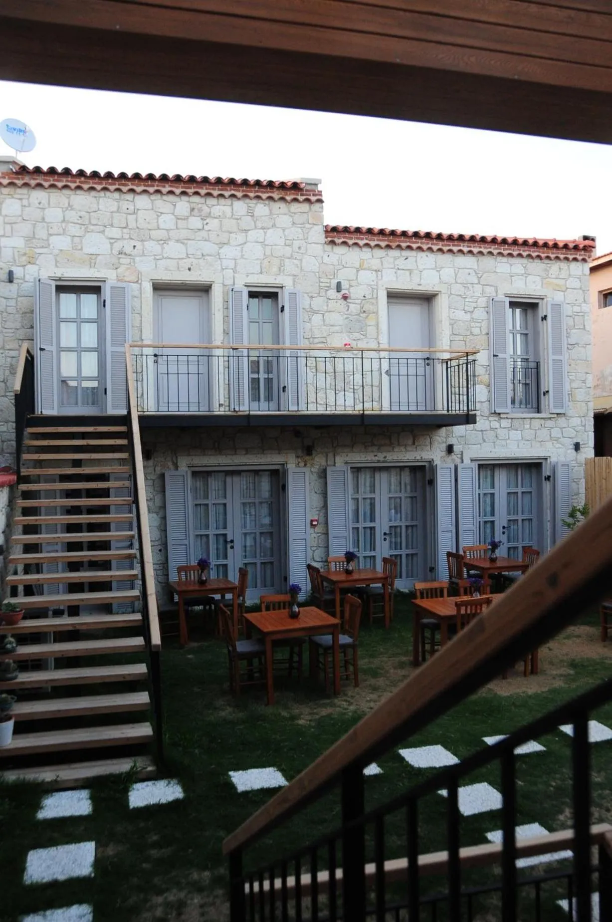 Property building in Çona Otel