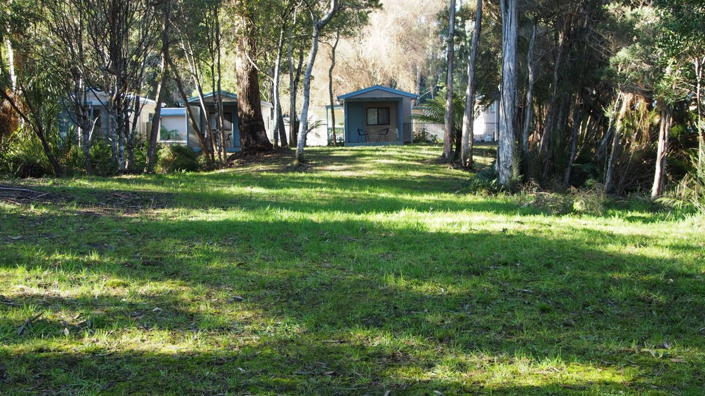 Property building in Strahan Retreat Holiday Park